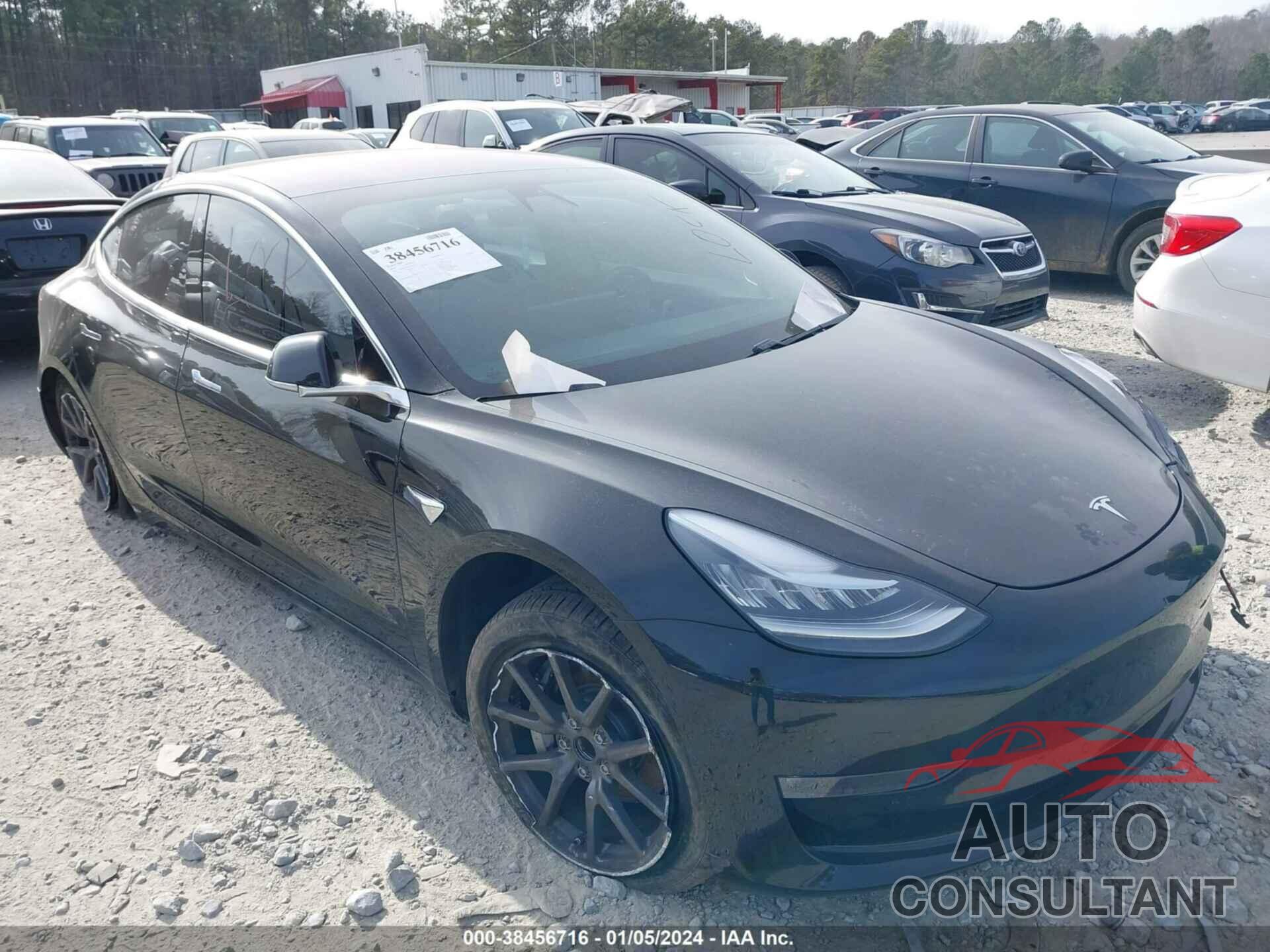 TESLA MODEL 3 2018 - 5YJ3E1EA4JF025427