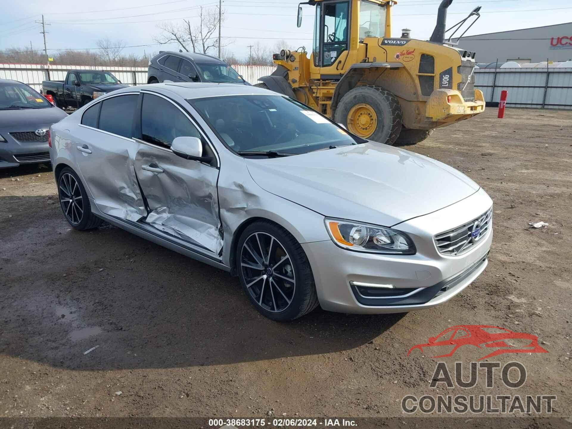 VOLVO S60 2016 - YV126MFK9G2414555