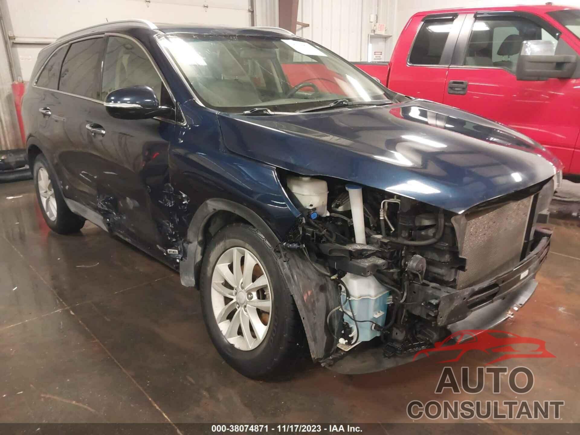 KIA SORENTO 2017 - 5XYPGDA54HG224633