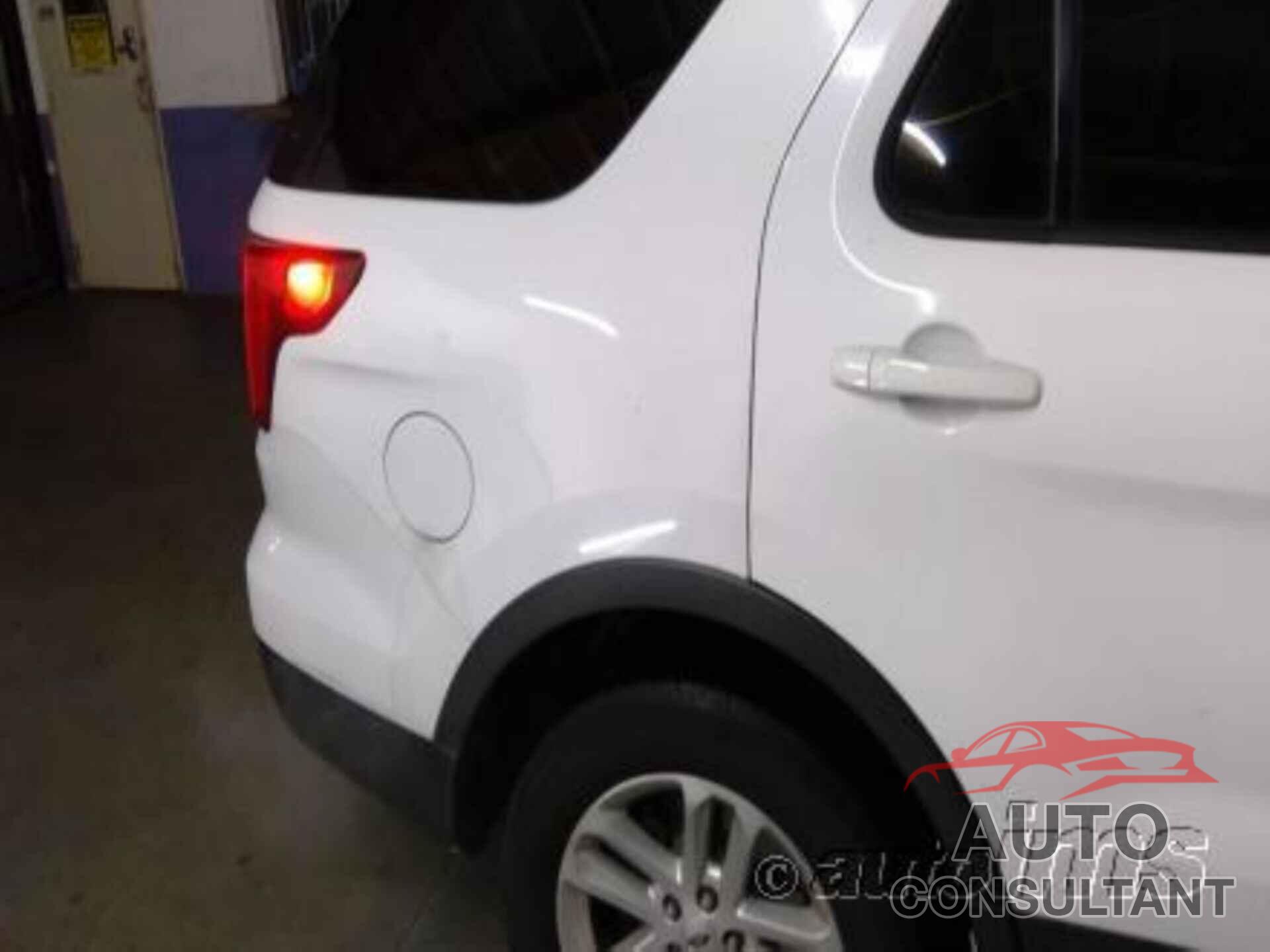 FORD EXPLORER 2016 - 1FM5K7D85GGD28858