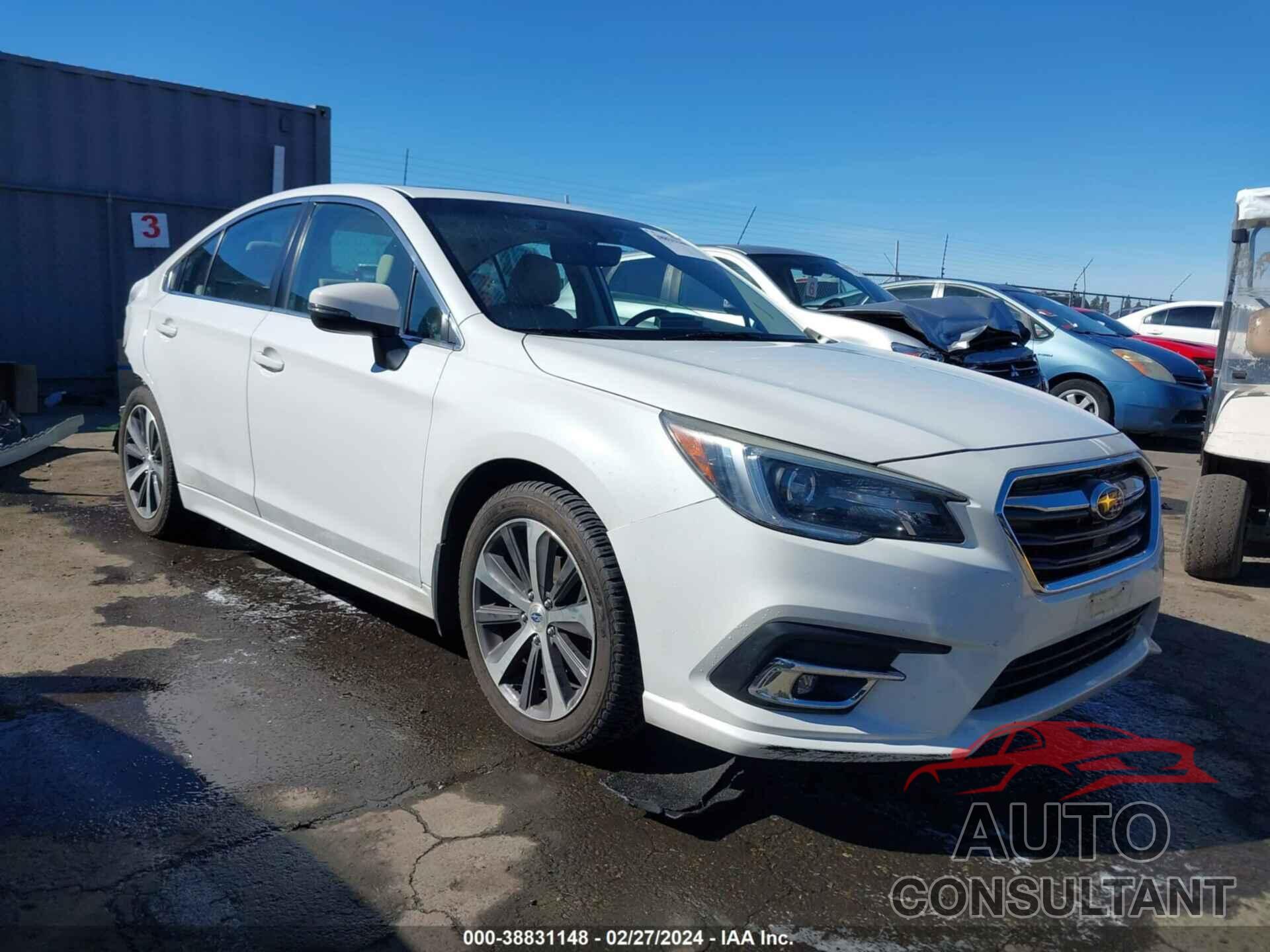 SUBARU LEGACY 2019 - 4S3BNAN60K3031859