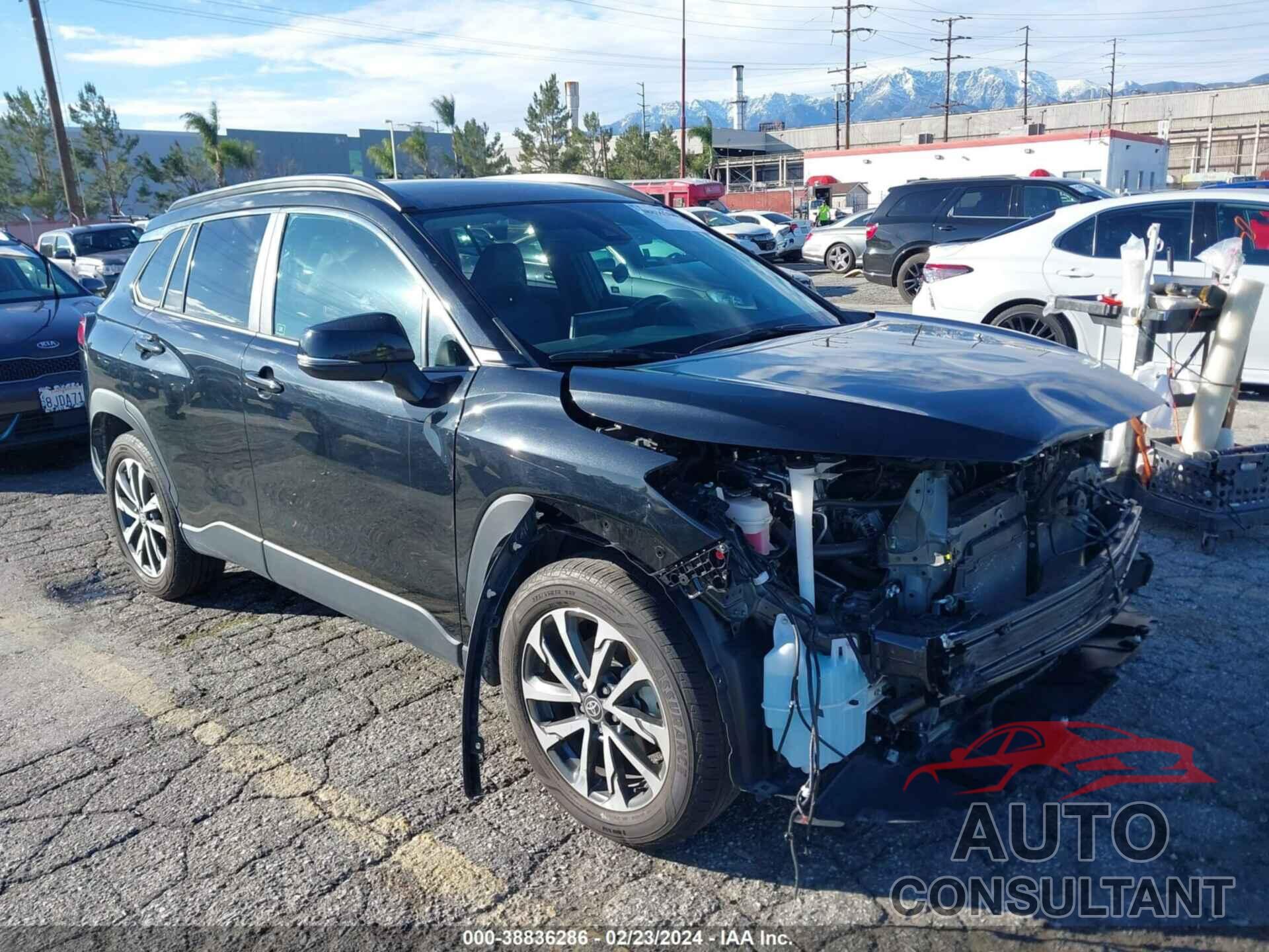 TOYOTA COROLLA CROSS 2022 - 7MUDAABG8NV021493