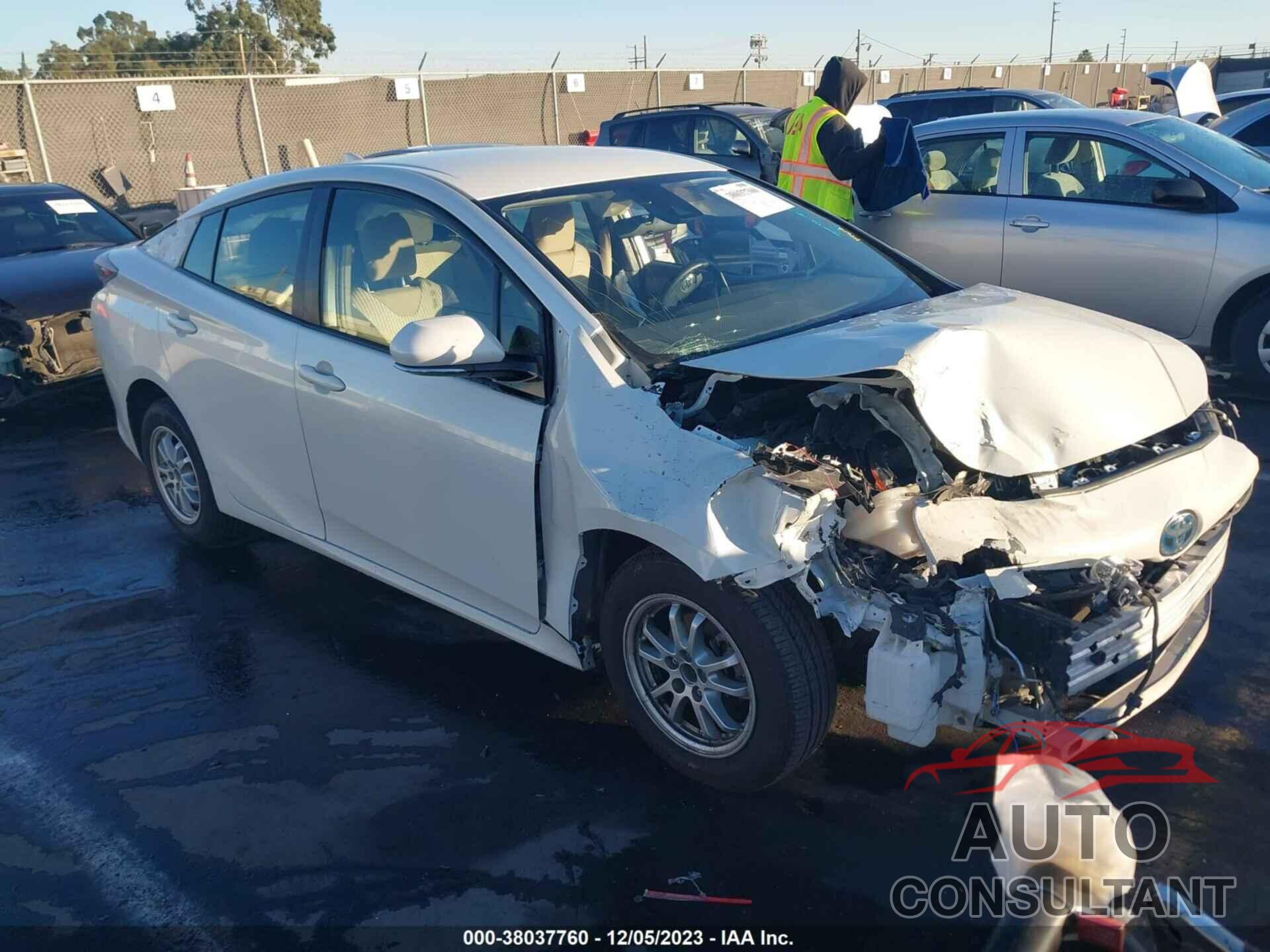 TOYOTA PRIUS 2018 - JTDKBRFU5J3581643