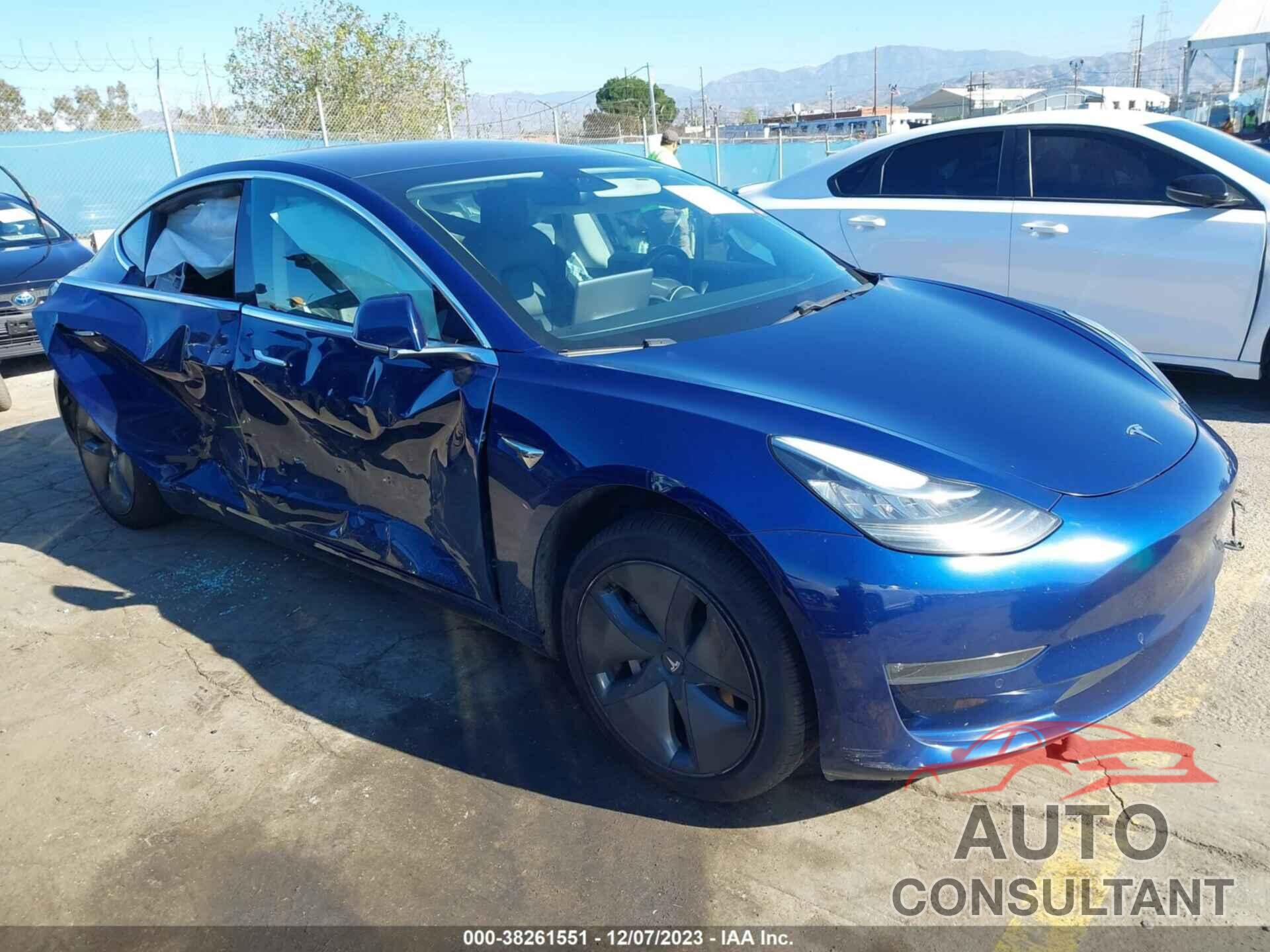 TESLA MODEL 3 2018 - 5YJ3E1EA2JF027709