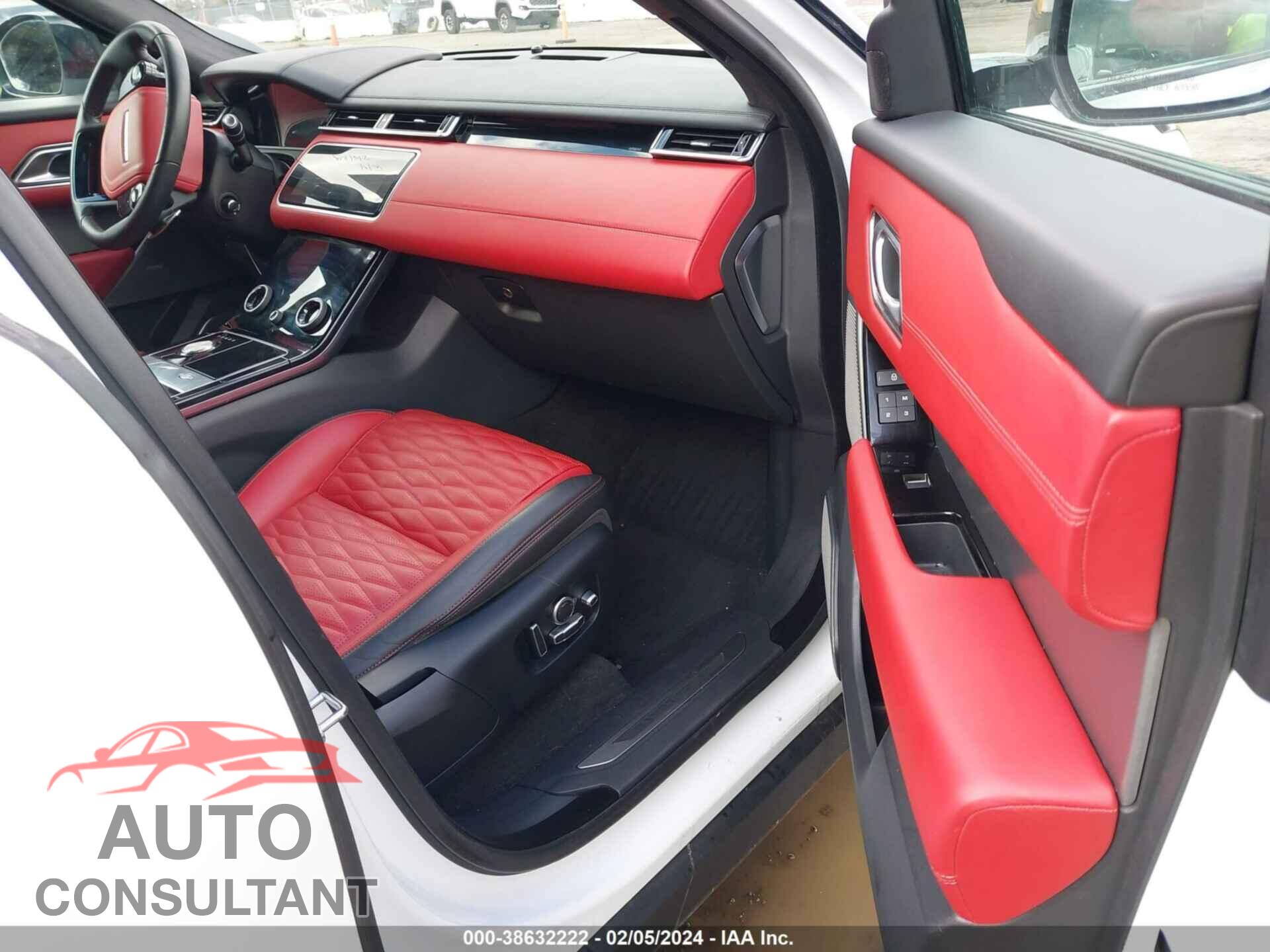 LAND ROVER RANGE ROVER VELAR 2020 - SALYU2EE2LA256171