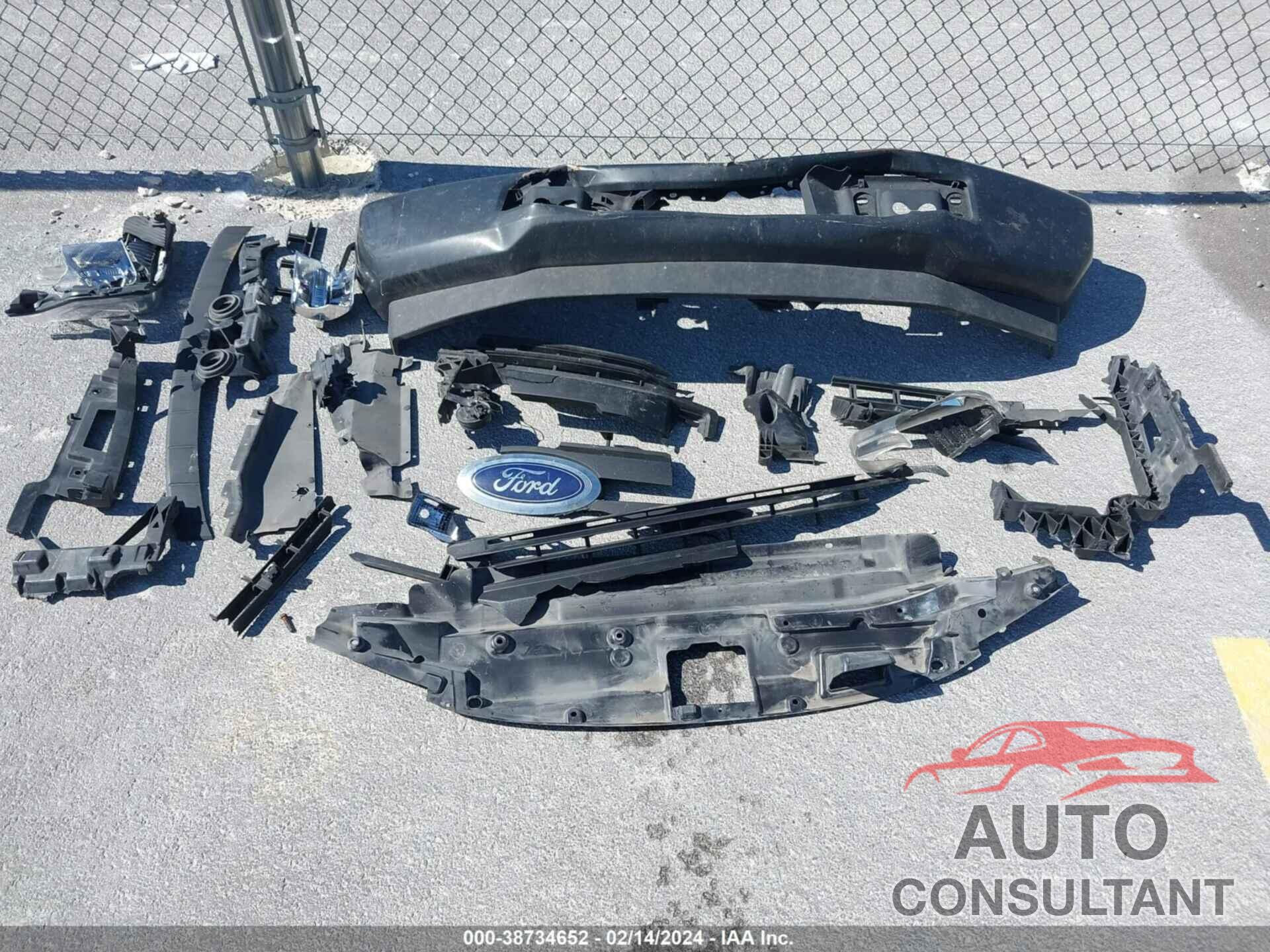 FORD F-350 CHASSIS 2019 - 1FD8X3G6XKEE91432