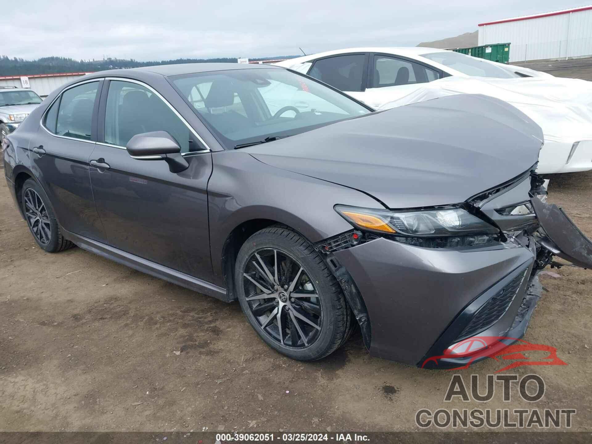 TOYOTA CAMRY 2023 - 4T1G11AK8PU728486