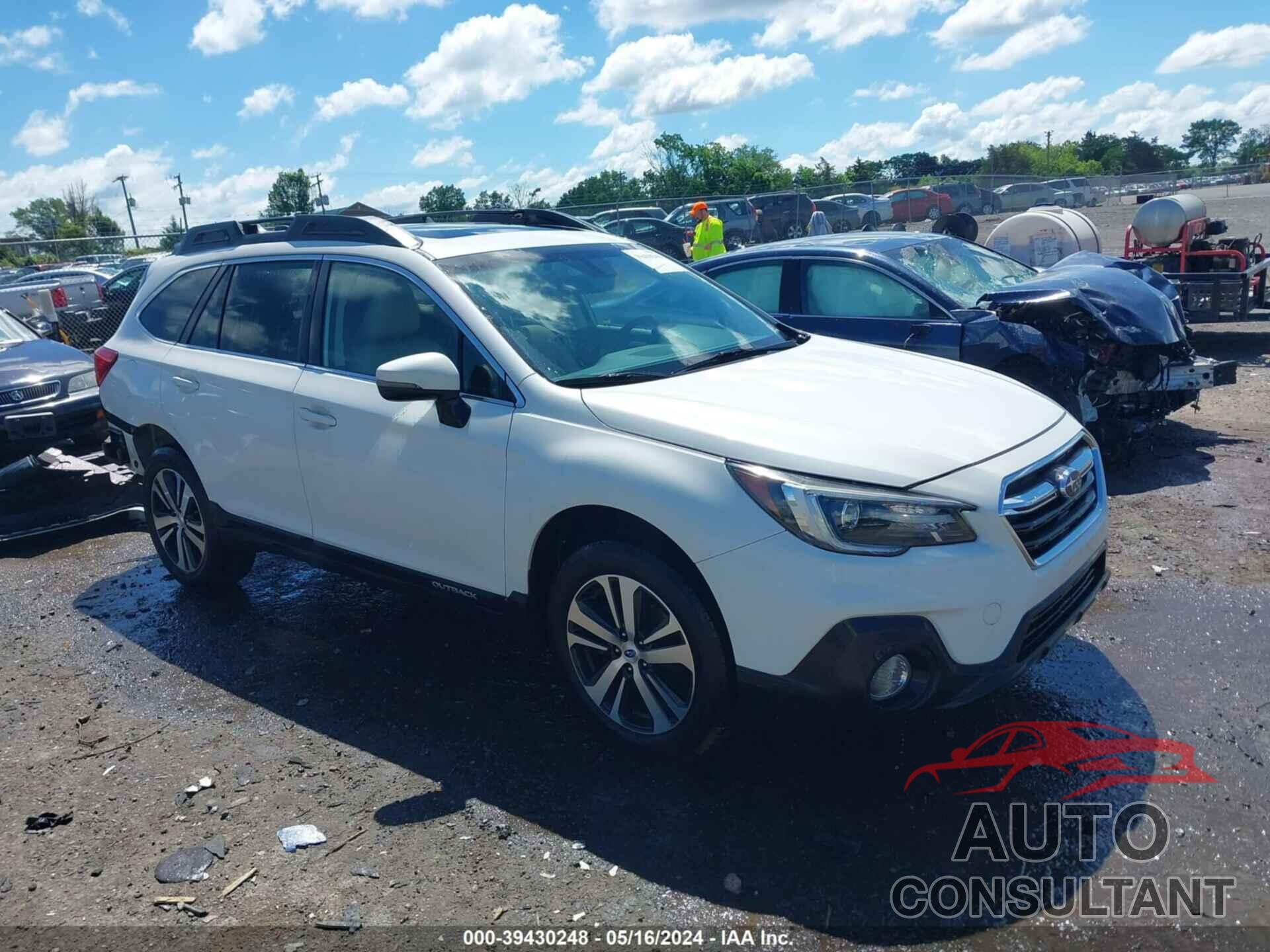 SUBARU OUTBACK 2018 - 4S4BSENC0J3236422