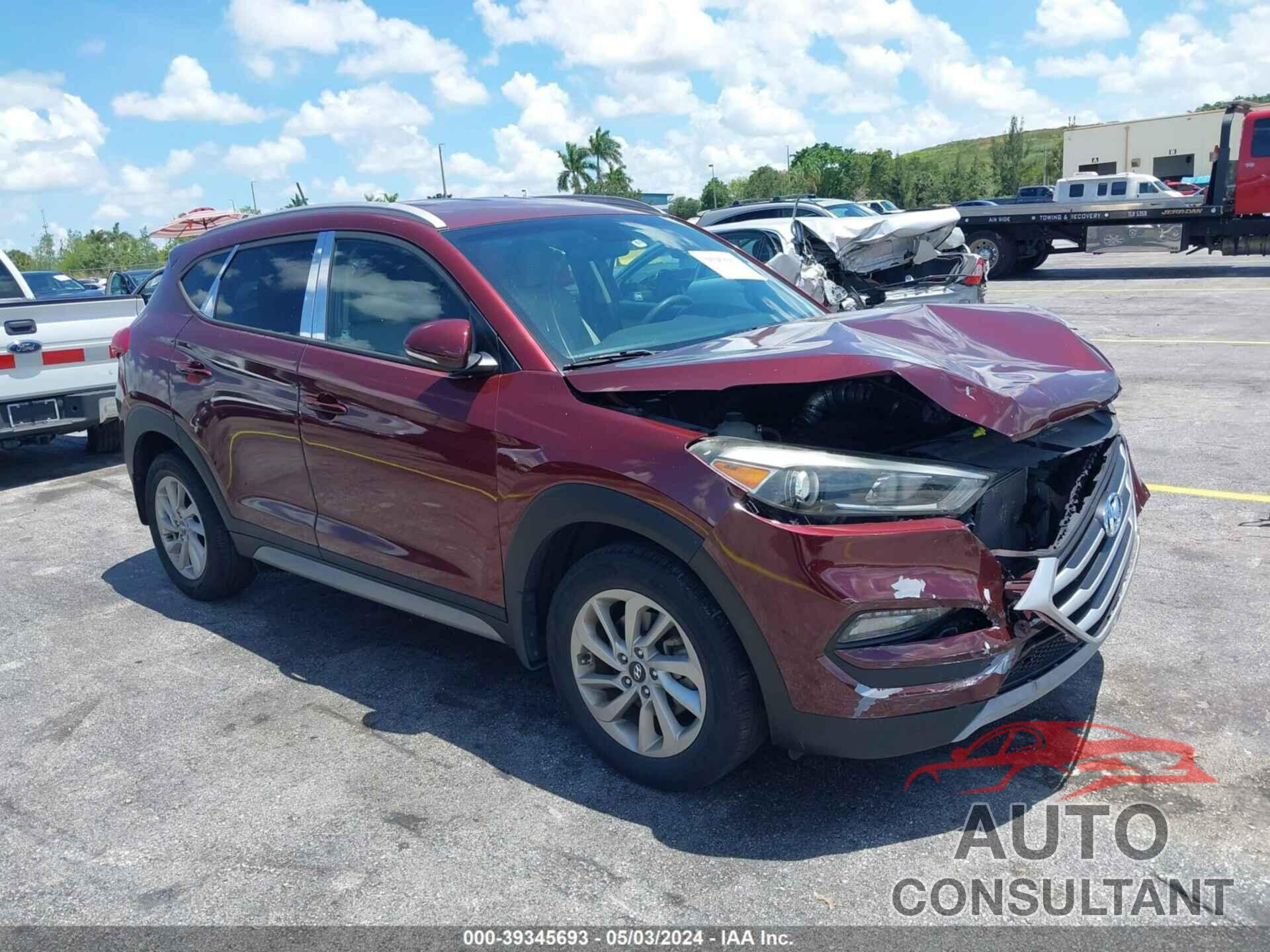 HYUNDAI TUCSON 2017 - KM8J33A28HU337996