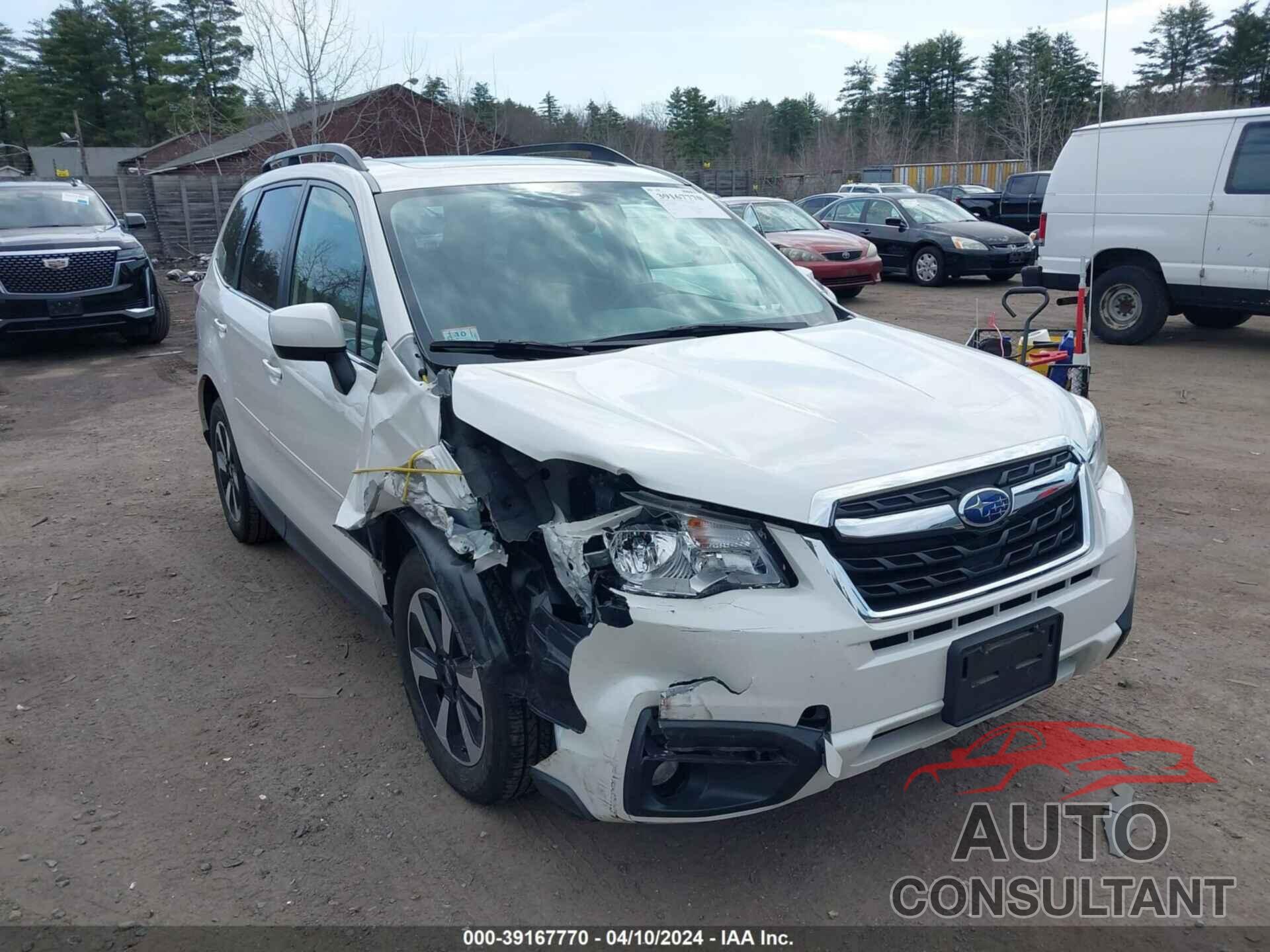 SUBARU FORESTER 2018 - JF2SJAJC7JH617582