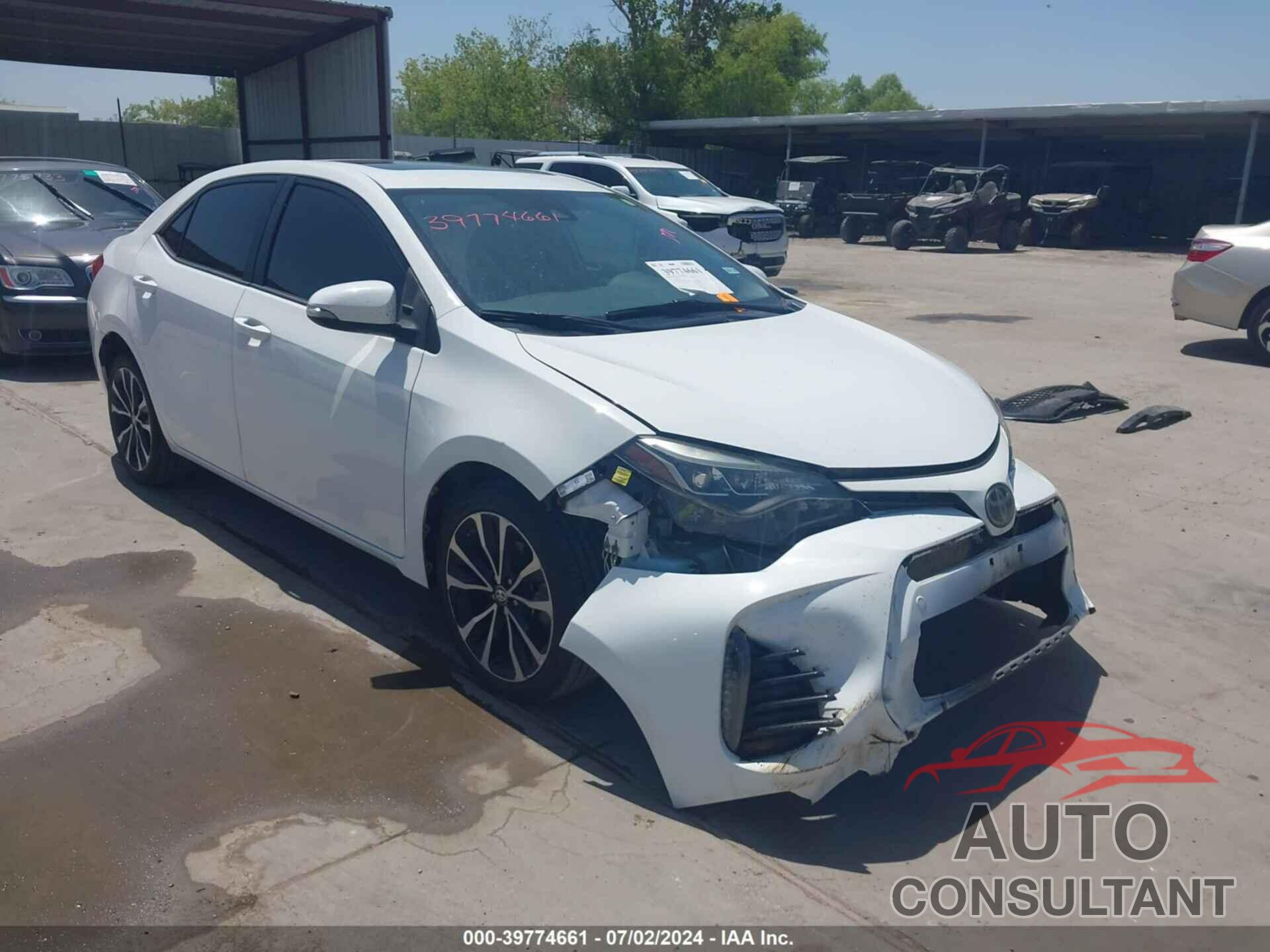 TOYOTA COROLLA 2018 - 5YFBURHEXJP766990