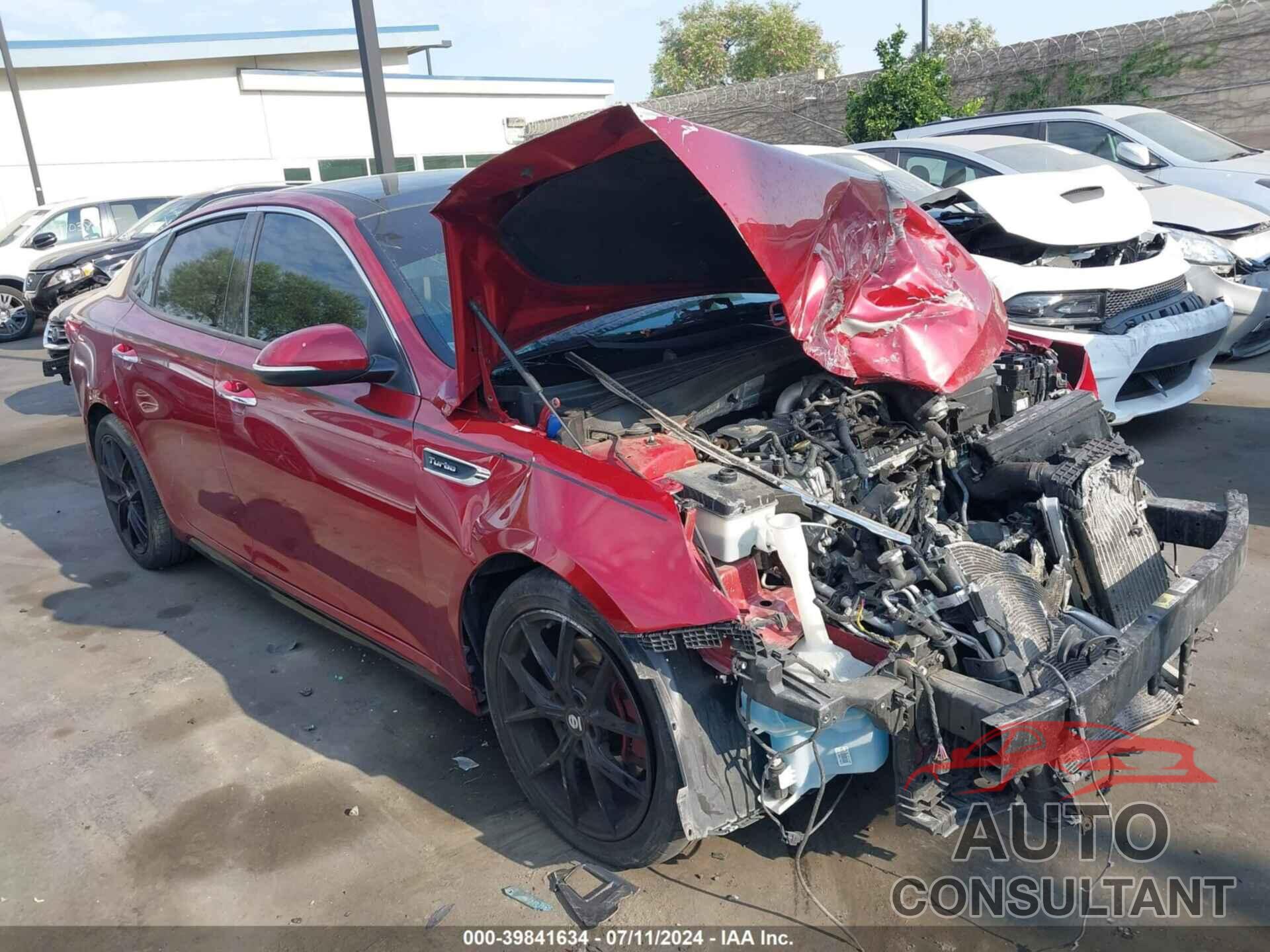 KIA OPTIMA 2018 - 5XXGW4L22JG187565