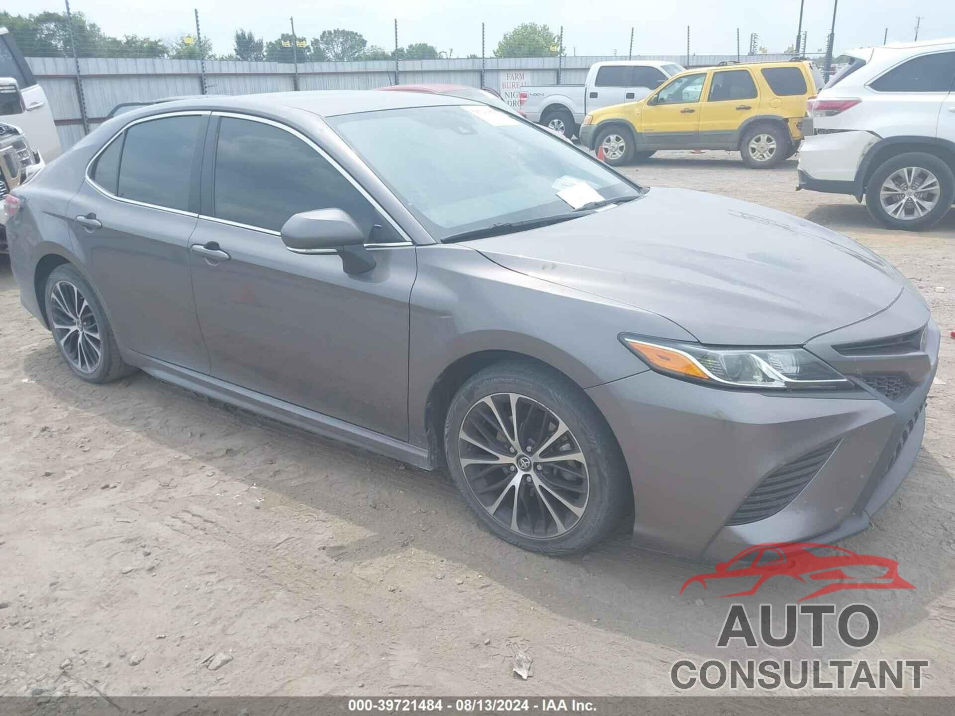 TOYOTA CAMRY 2019 - 4T1B11HK4KU714805