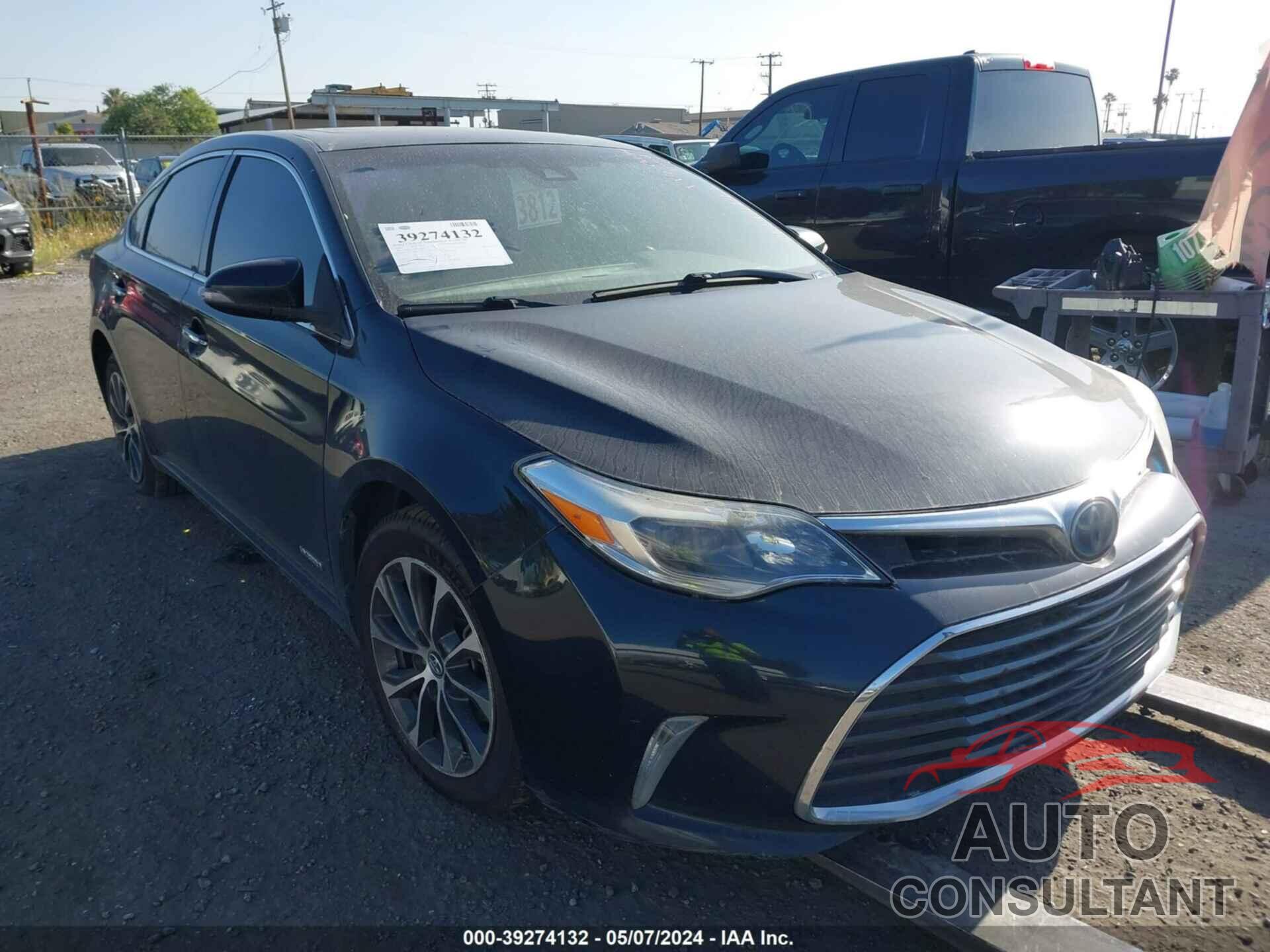 TOYOTA AVALON HYBRID 2018 - 4T1BD1EB4JU059801