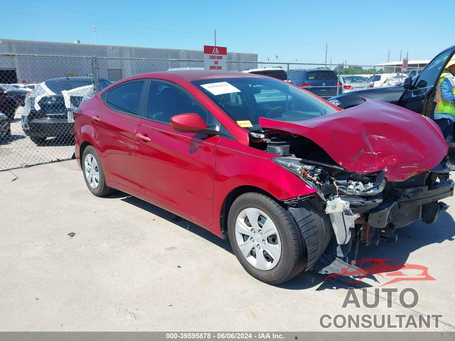 HYUNDAI ELANTRA 2016 - 5NPDH4AE6GH774570