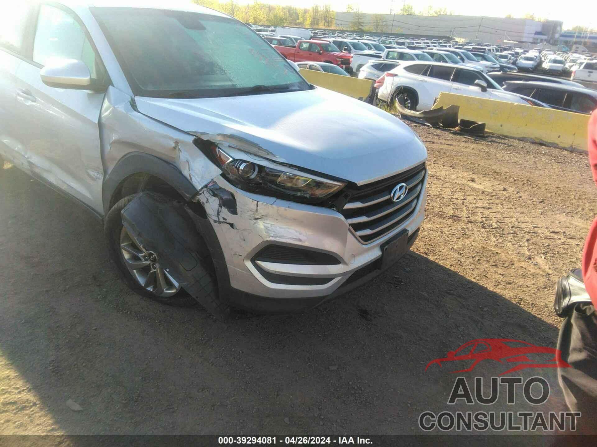 HYUNDAI TUCSON 2018 - KM8J2CA44JU644298