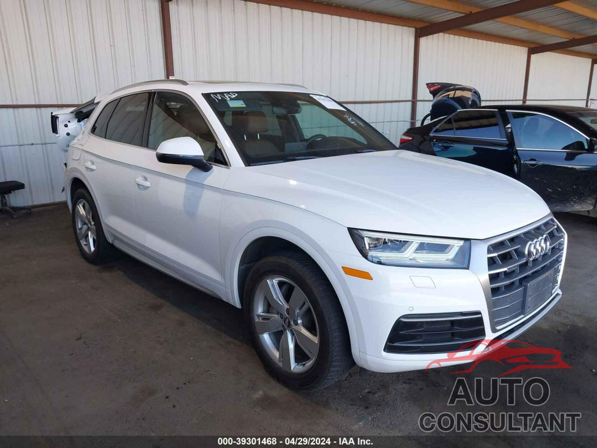 AUDI Q5 2018 - WA1BNAFY7J2082161