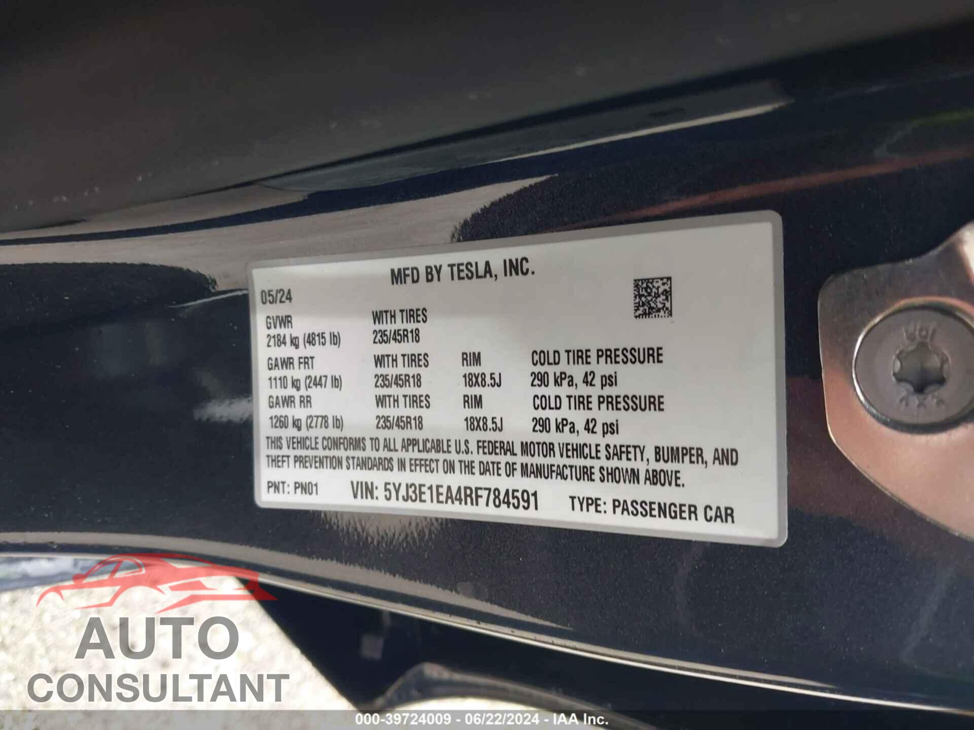TESLA MODEL 3 2024 - 5YJ3E1EA4RF784591