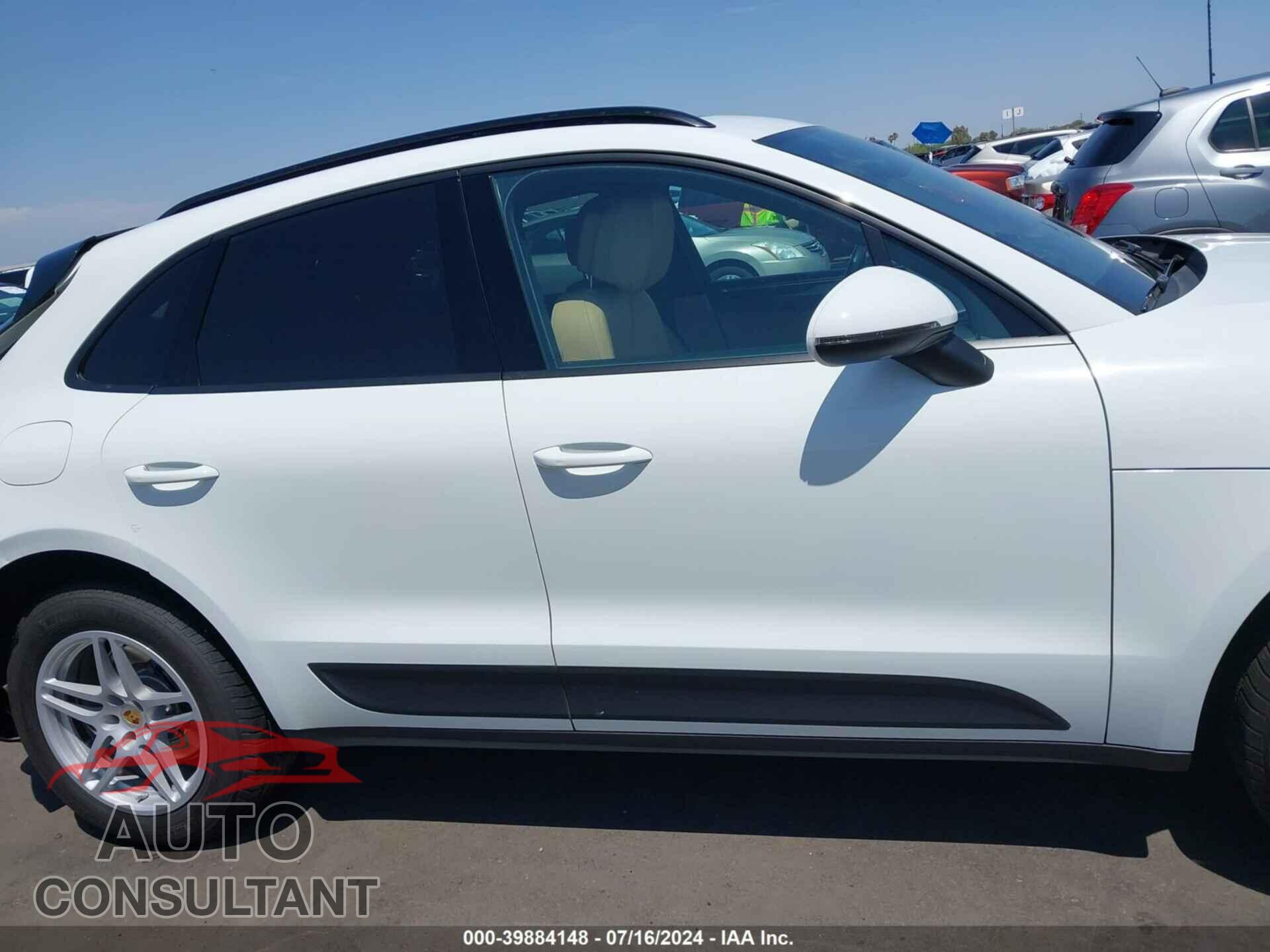 PORSCHE MACAN 2017 - WP1AA2A58HLB03408