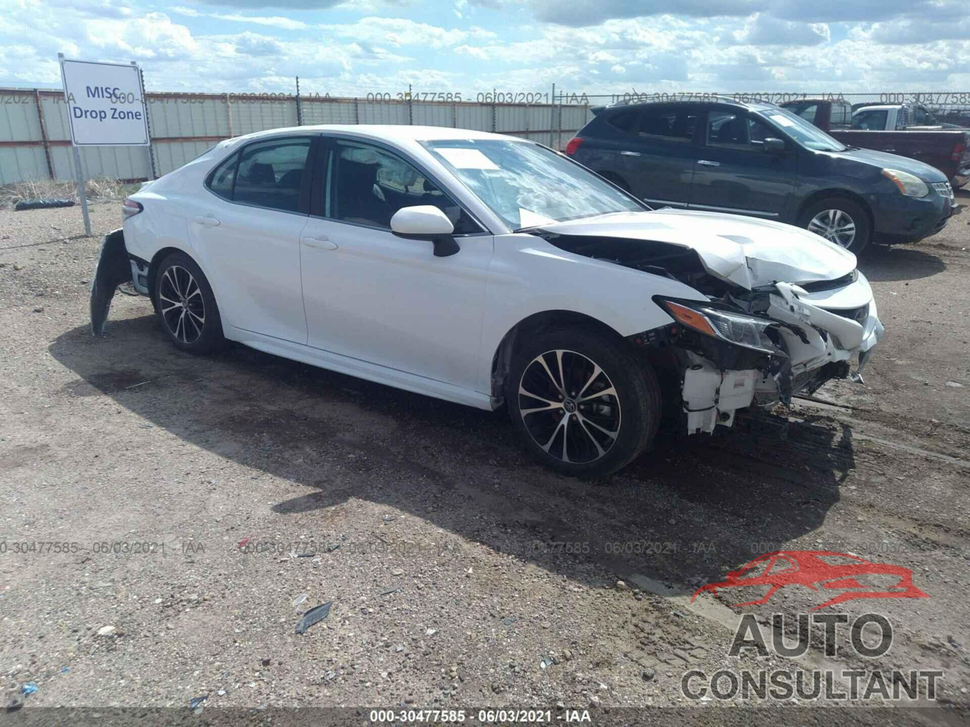 TOYOTA CAMRY 2020 - 4T1G11AK5LU915842