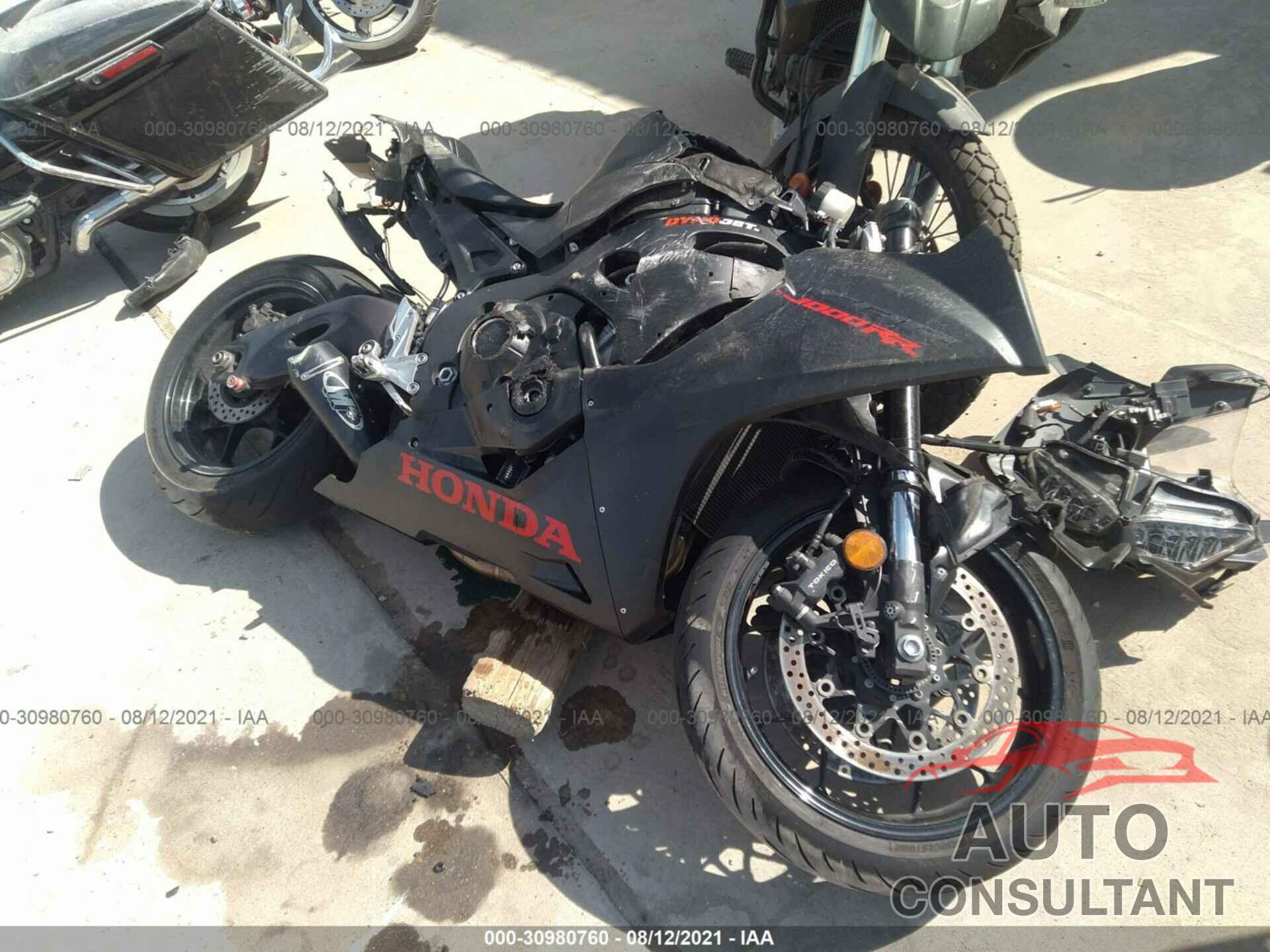 HONDA CBR1000 2017 - JH2SC775XHK000654