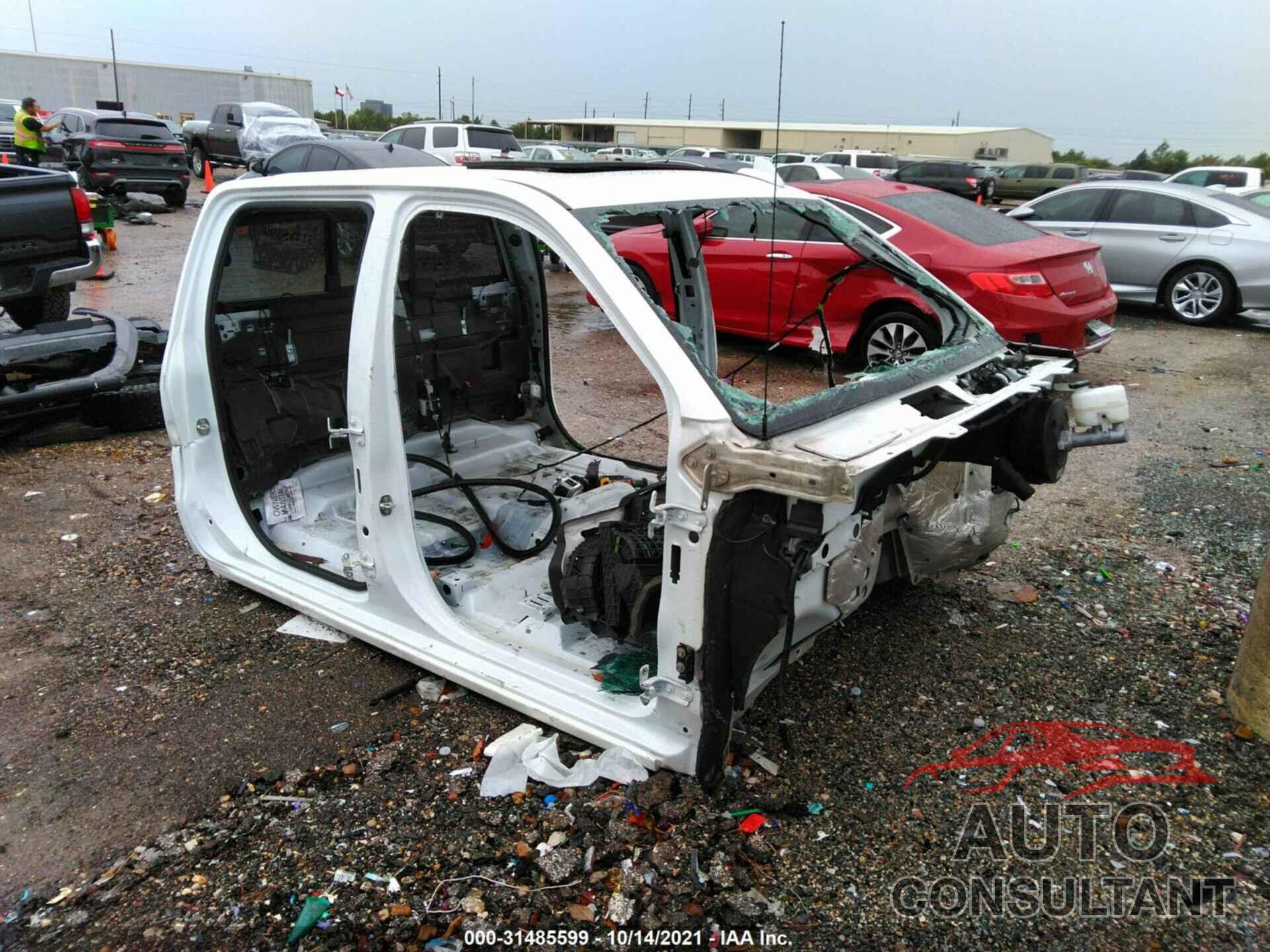 CHEVROLET SILVERADO 1500 2018 - 3GCPCTEJ7JG563780