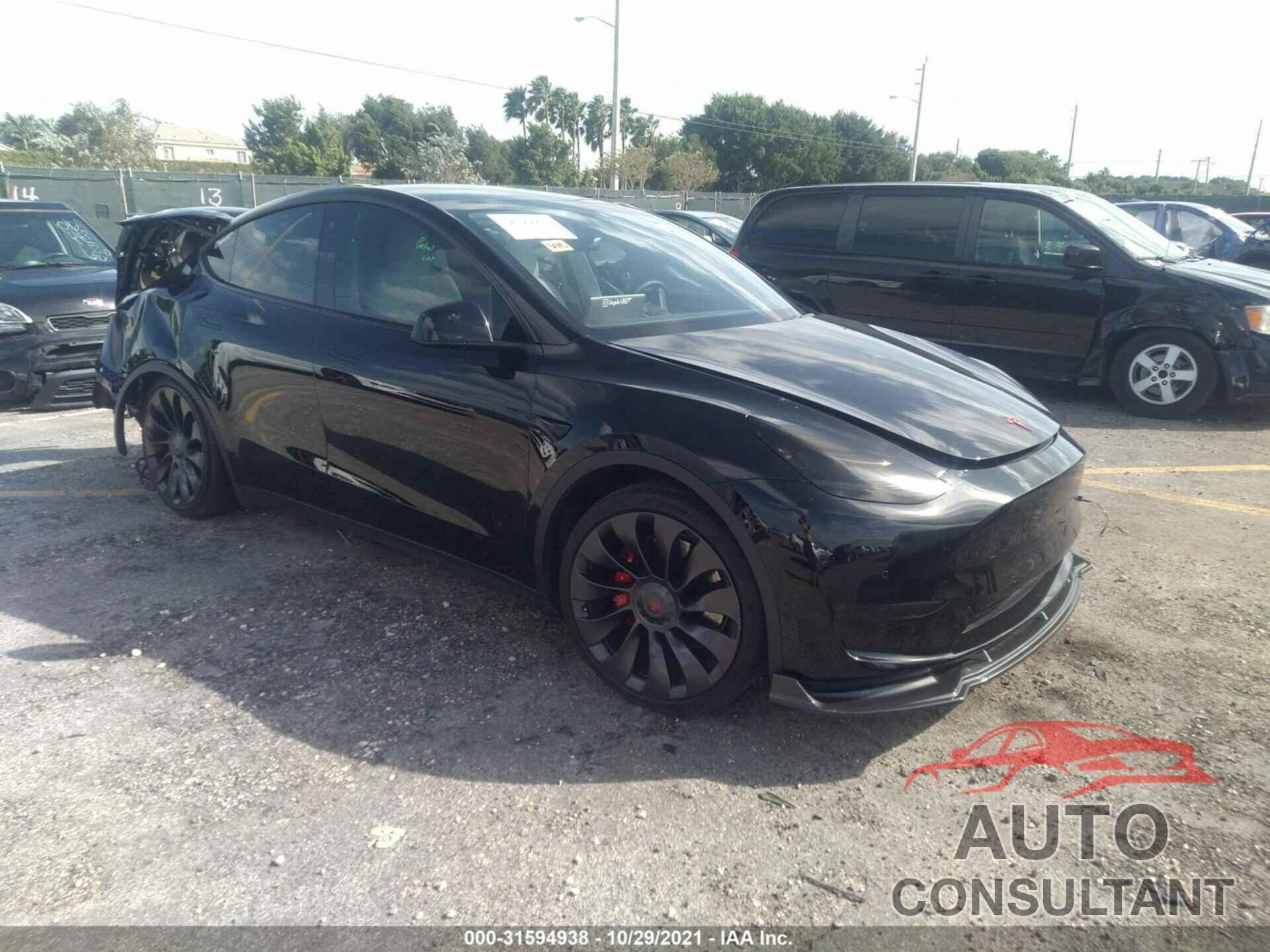 TESLA MODEL Y 2020 - 5YJYGDEF1LF028091