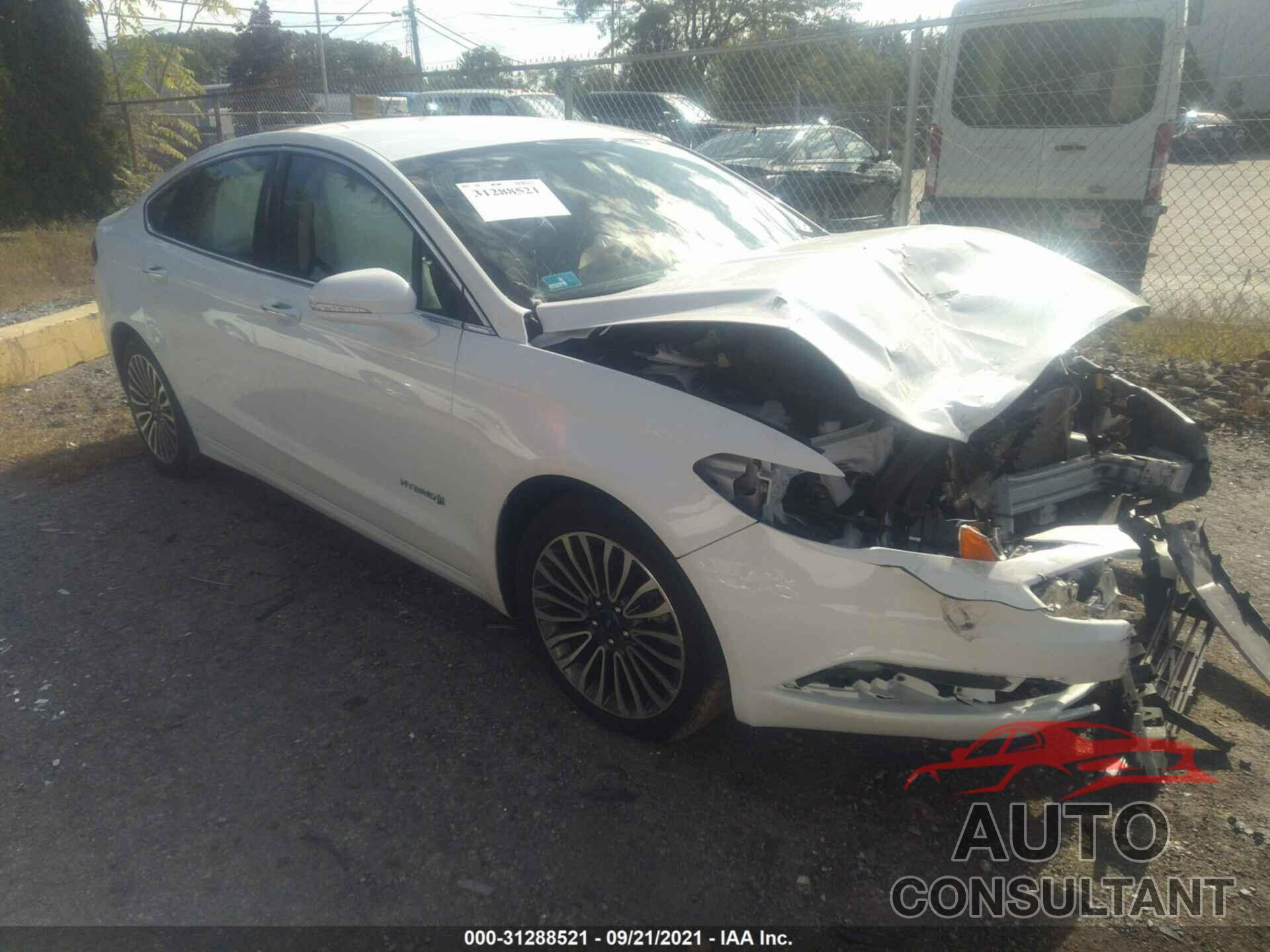 FORD FUSION HYBRID 2018 - 3FA6P0RU8JR151025