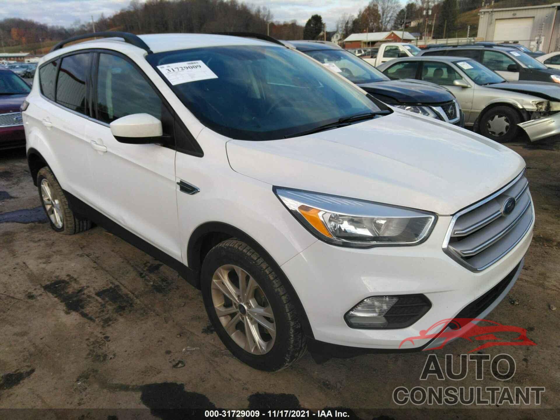 FORD ESCAPE 2018 - 1FMCU9GD8JUB35229