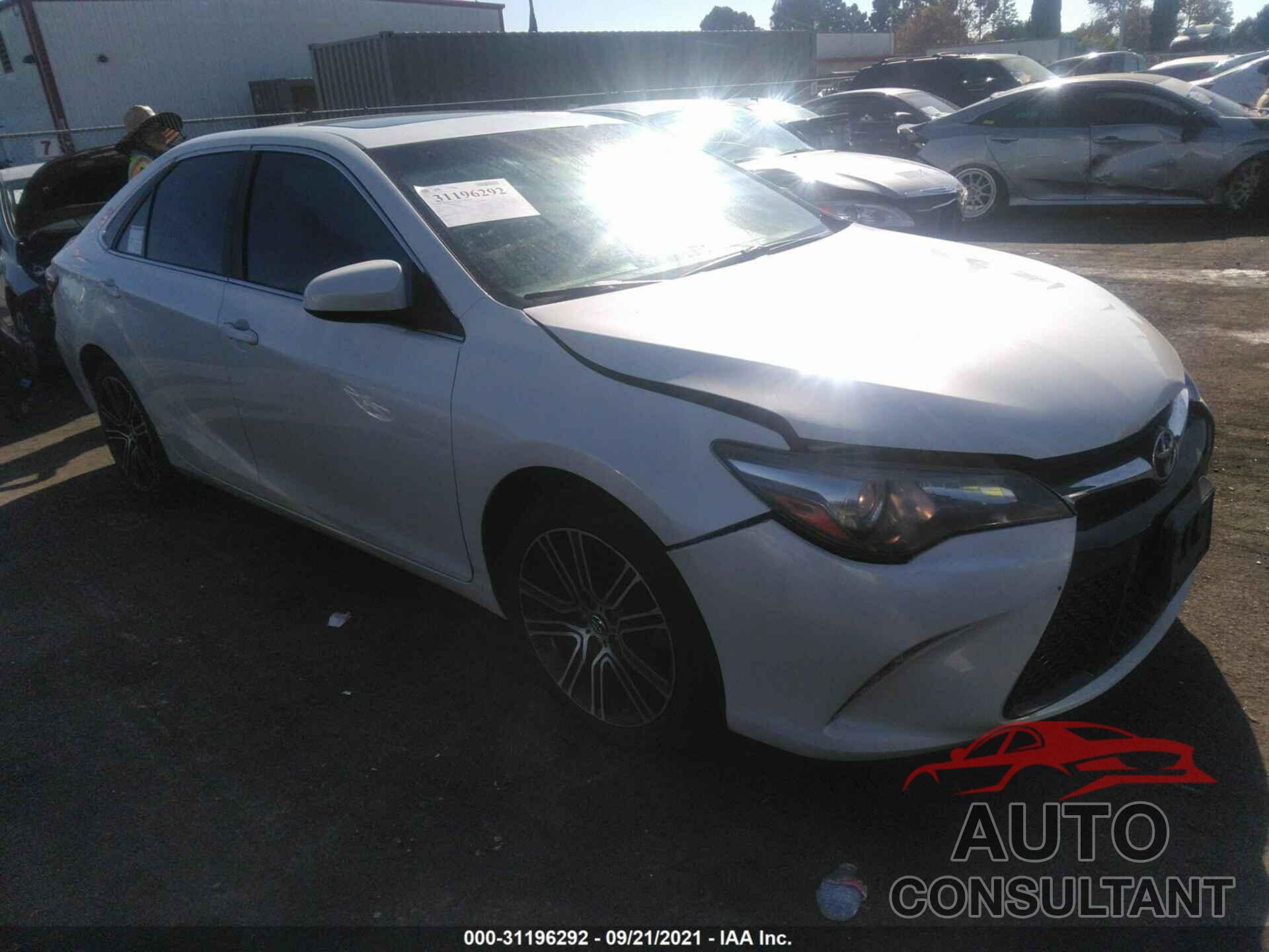 TOYOTA CAMRY 2016 - 4T1BF1FK2GU148008