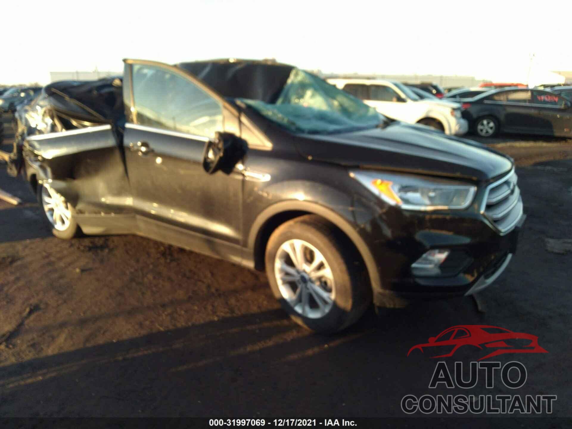 FORD ESCAPE 2019 - 1FMCU9GD9KUB15735