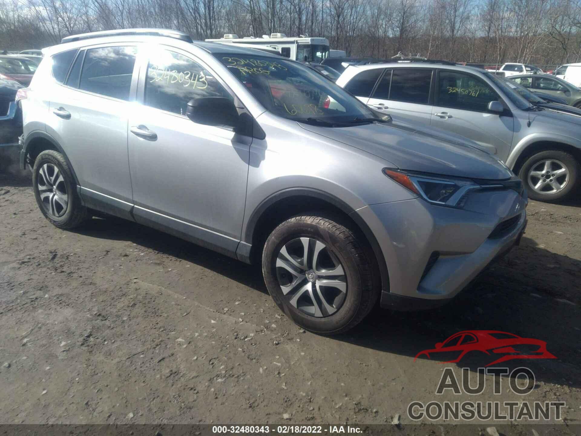 TOYOTA RAV4 2018 - JTMBFREV8JJ206260