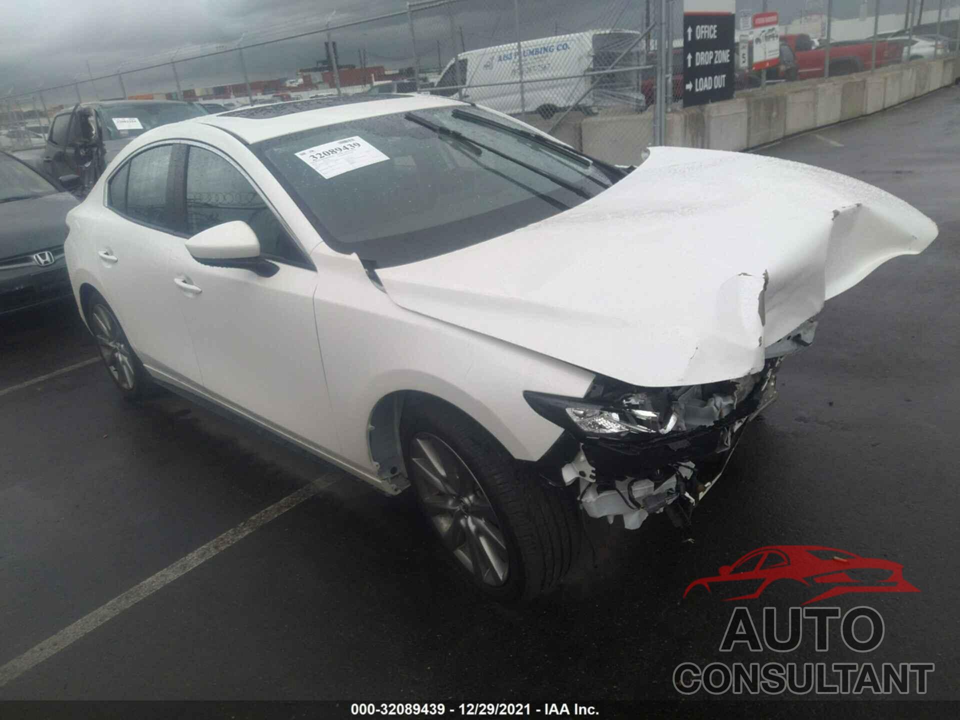 MAZDA MAZDA3 SEDAN 2021 - JM1BPACL8M1304726