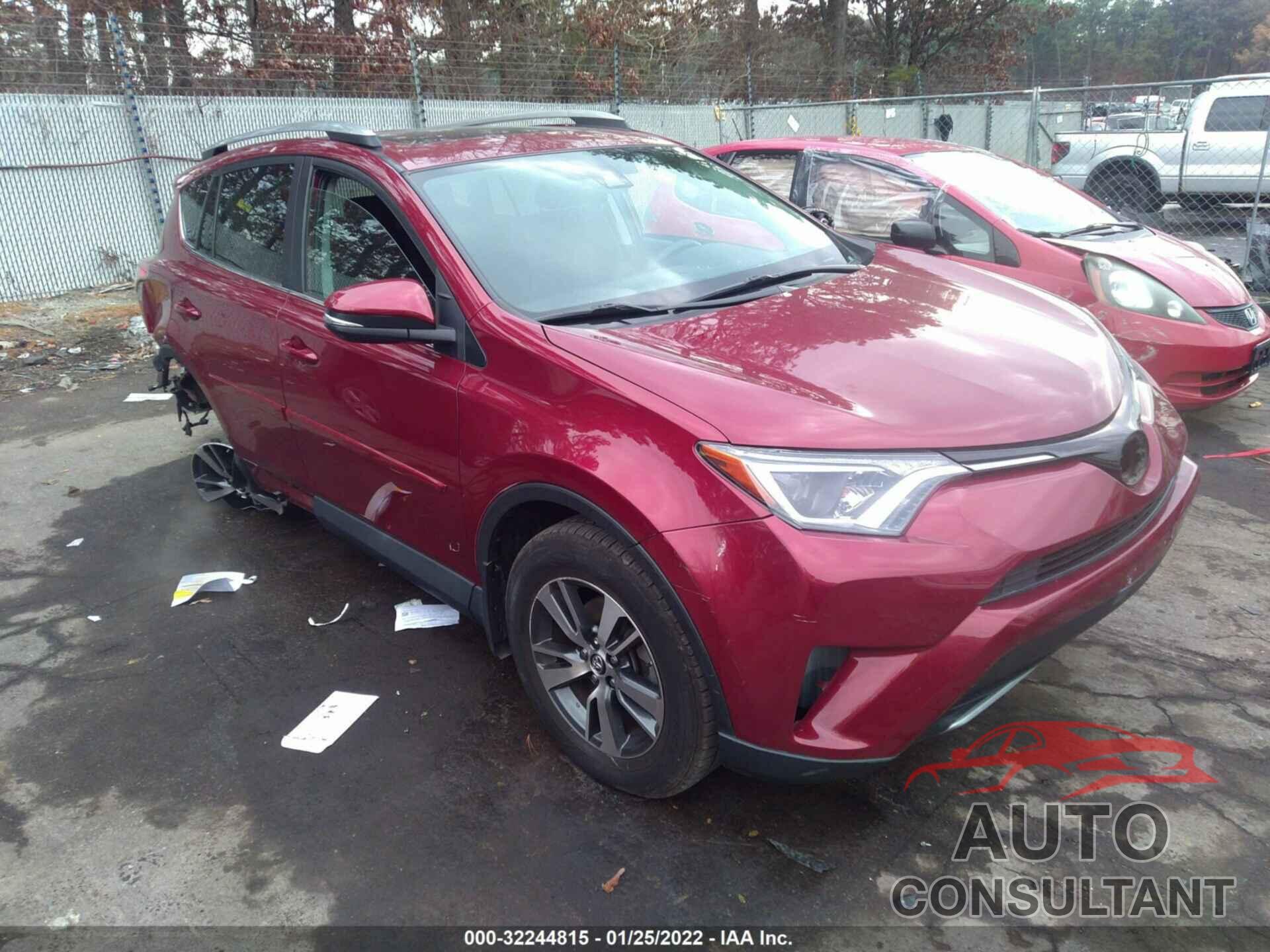TOYOTA RAV4 2018 - 2T3RFREV4JW747595