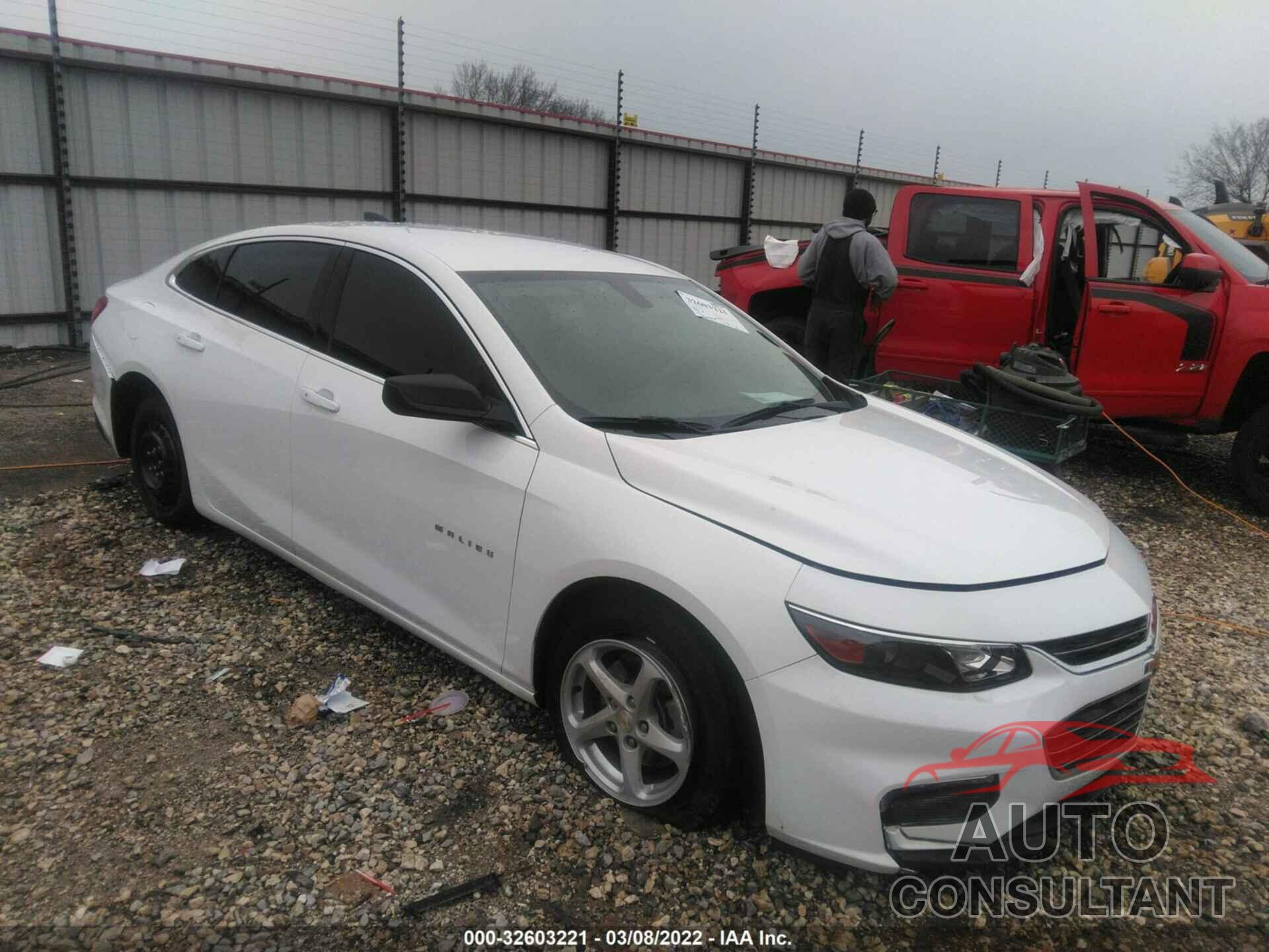 CHEVROLET MALIBU 2017 - 1G1ZB5ST8HF124802