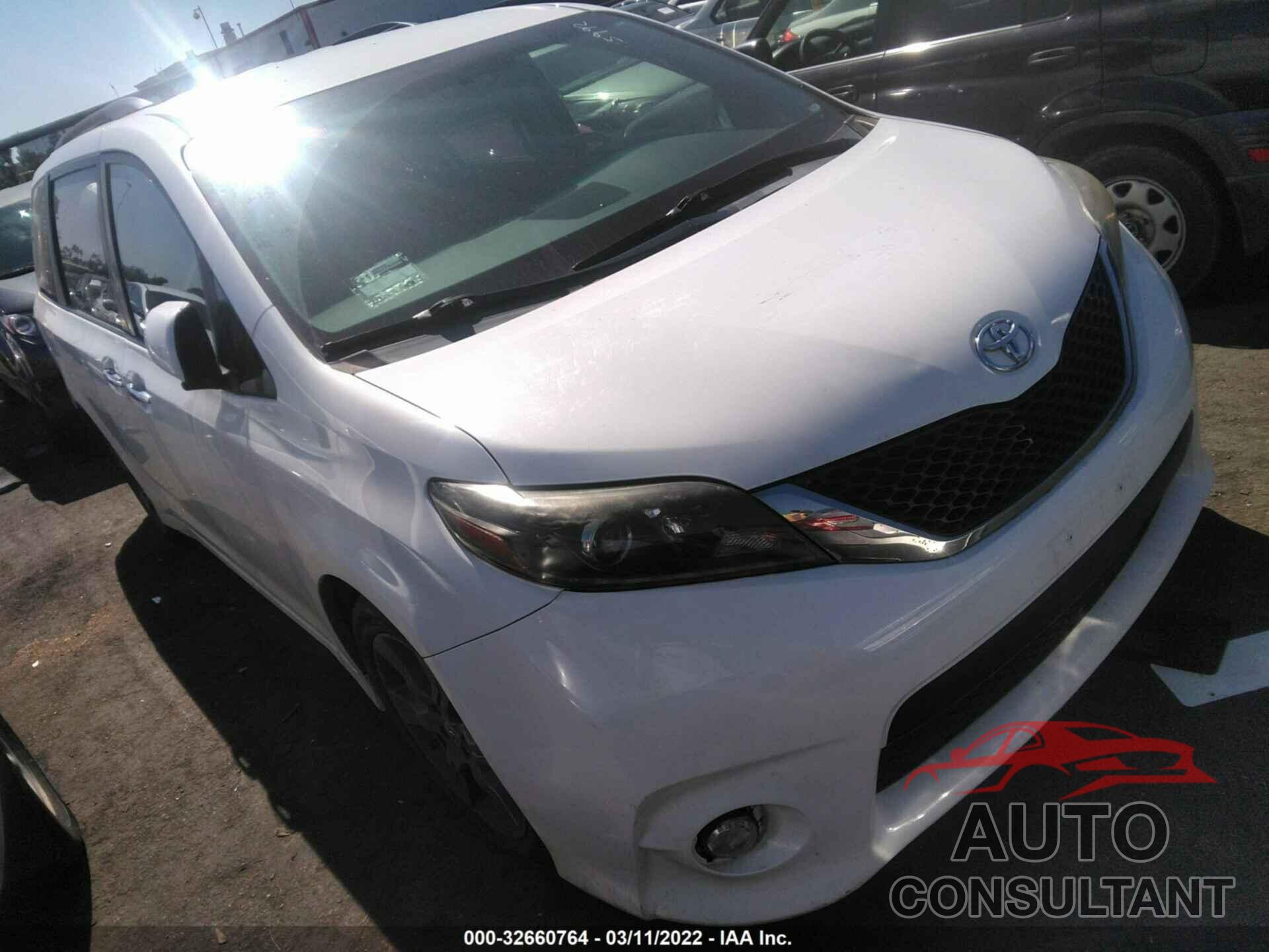 TOYOTA SIENNA 2016 - 5TDXK3DC7GS707618