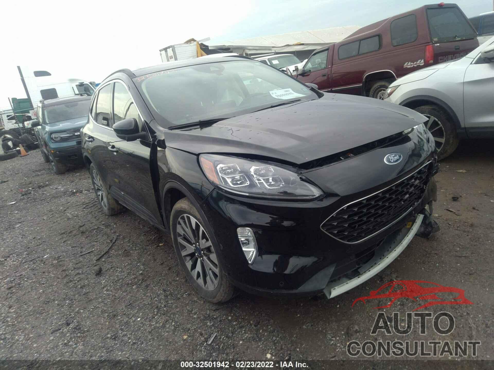 FORD ESCAPE 2020 - 1FMCU9J93LUA61130