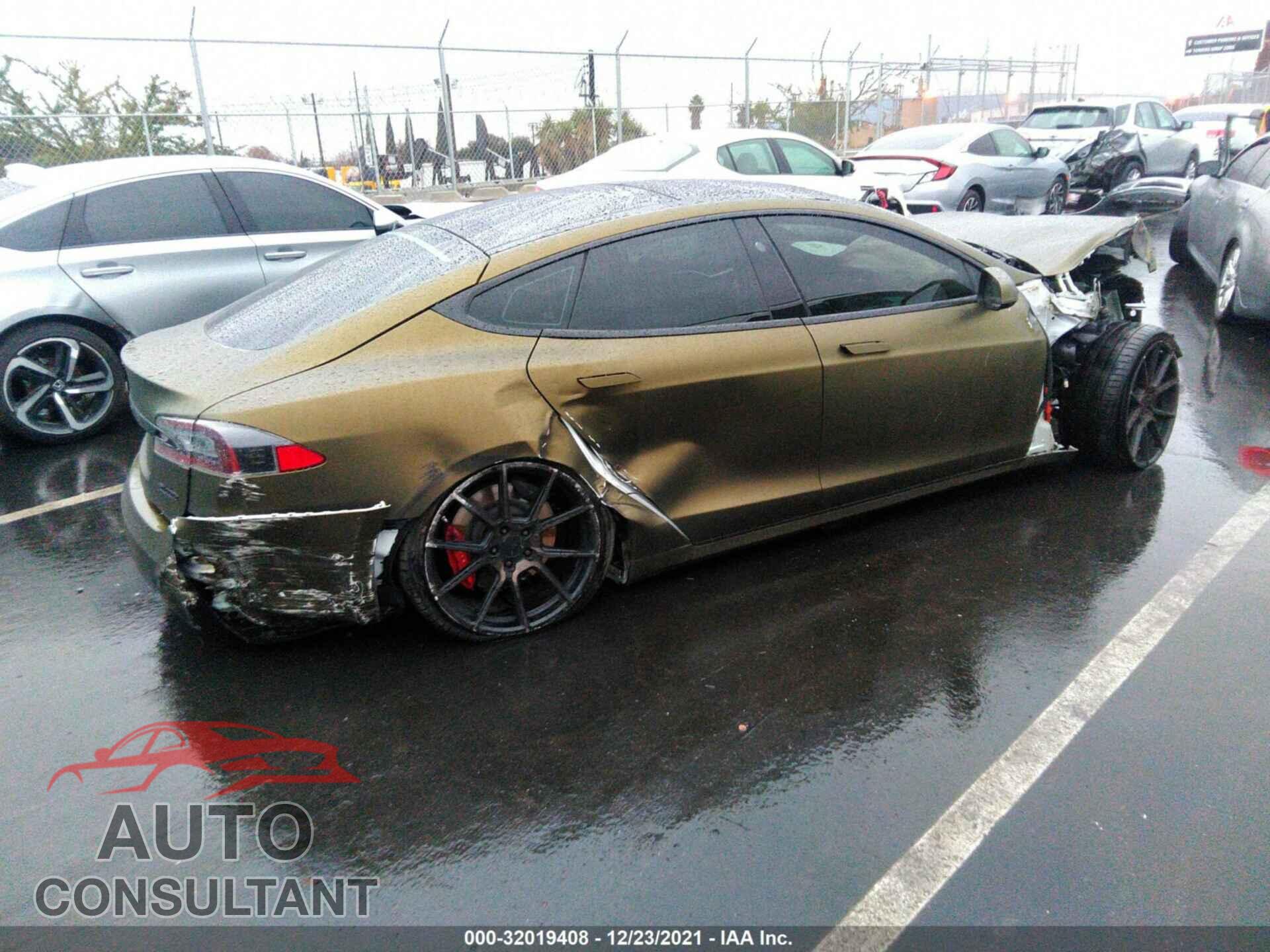 TESLA MODEL S 2017 - 5YJSA1E42HF227551