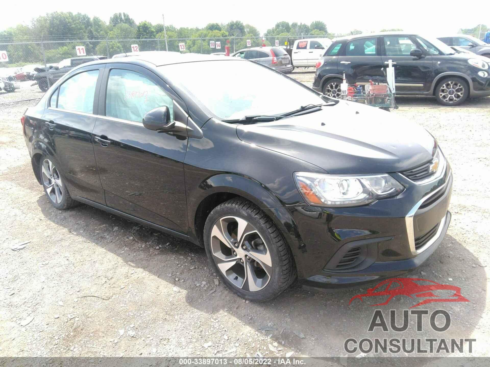 CHEVROLET SONIC 2019 - 1G1JF5SB7K4123801