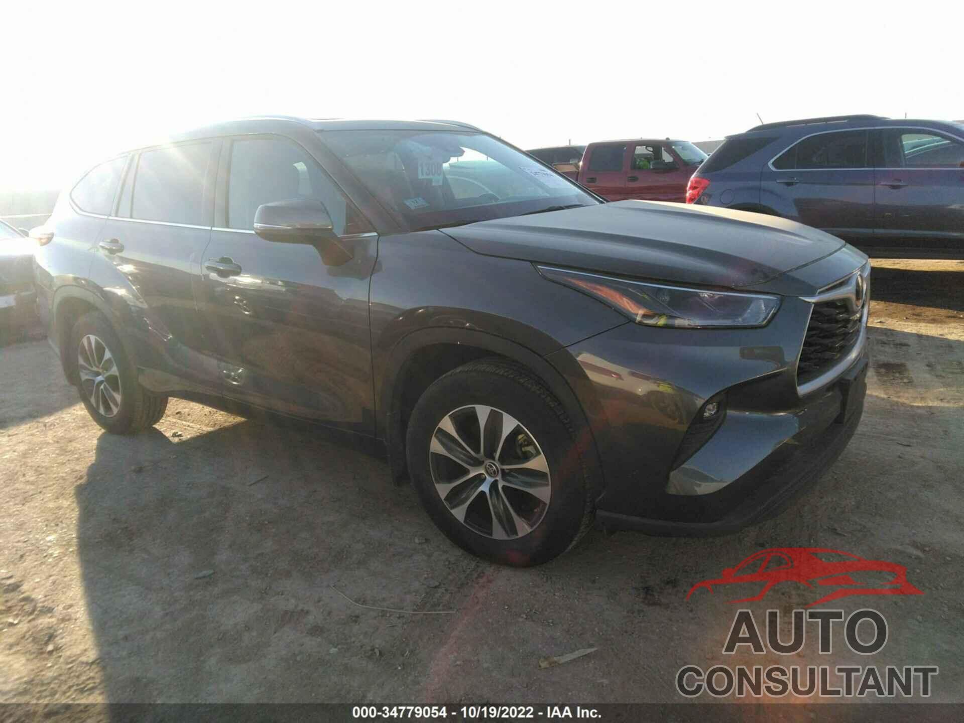 TOYOTA HIGHLANDER 2021 - 5TDGZRBH7MS525944