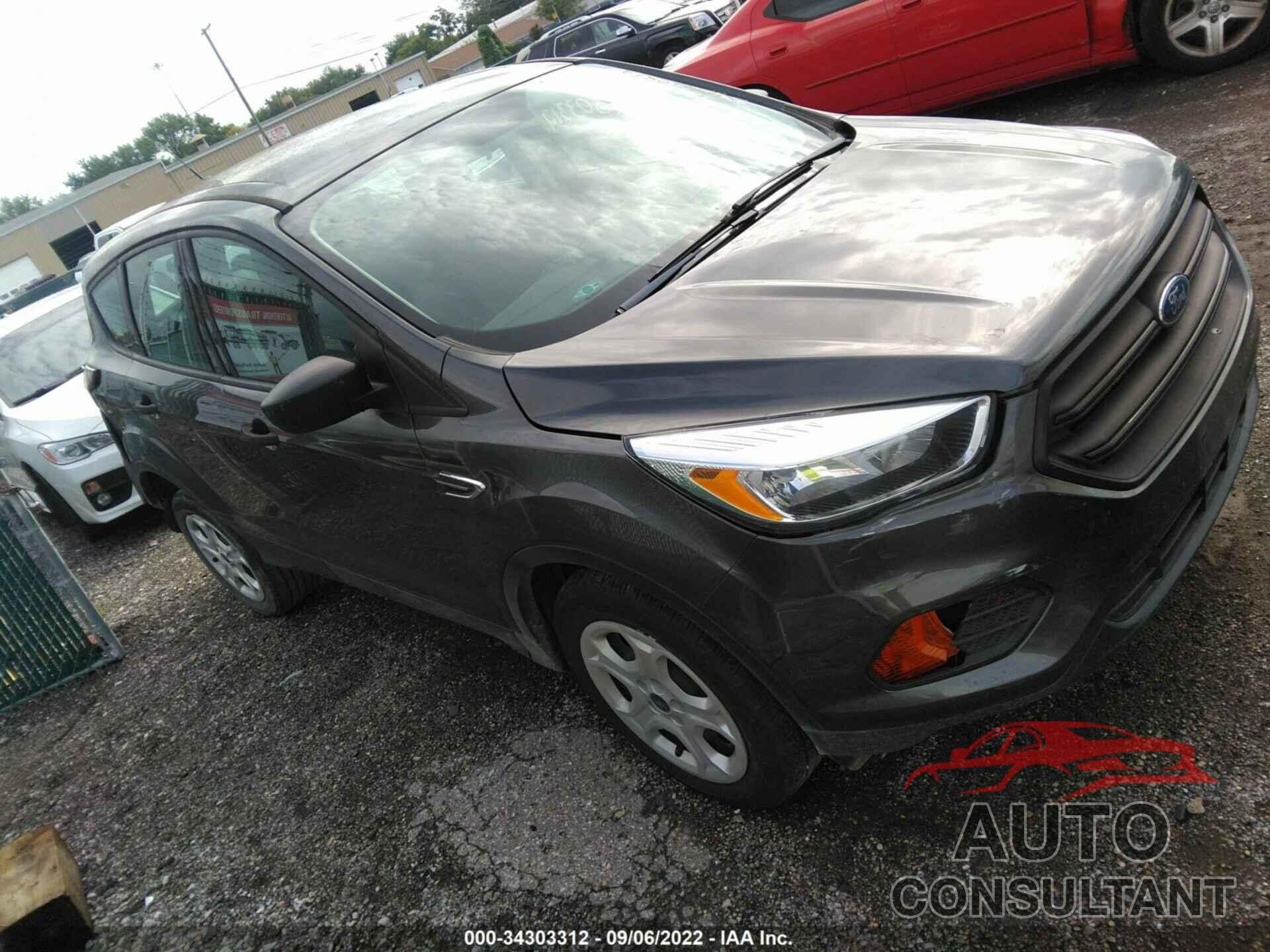 FORD ESCAPE 2017 - 1FMCU0F7XHUC86431