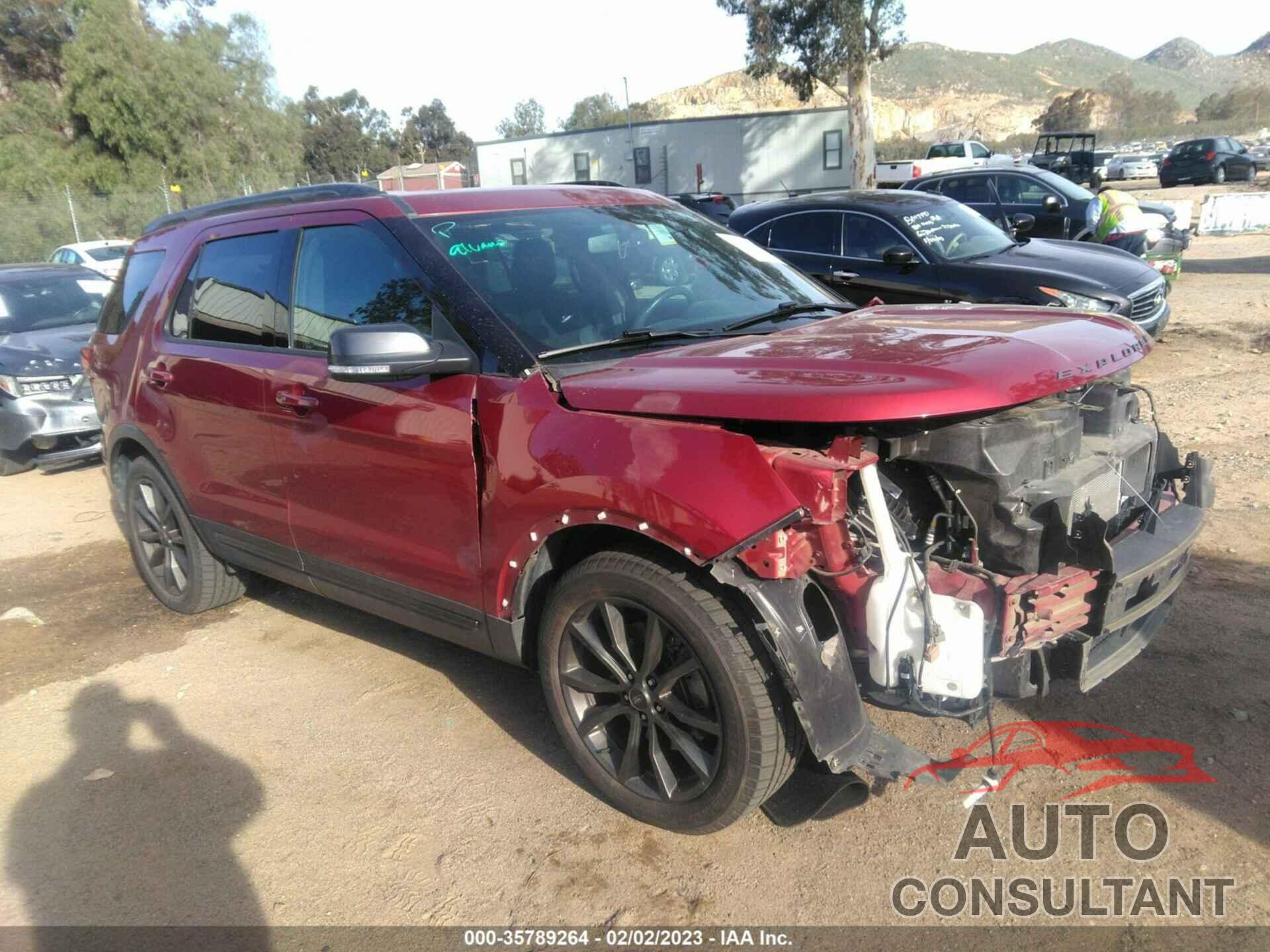 FORD EXPLORER 2018 - 1FM5K7D80JGA35957