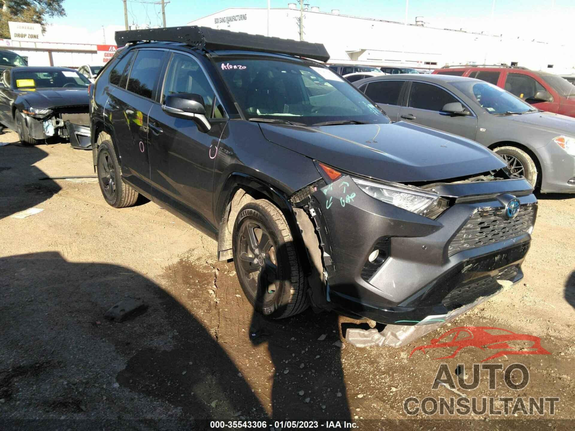TOYOTA RAV4 2020 - JTMEWRFV2LD543987