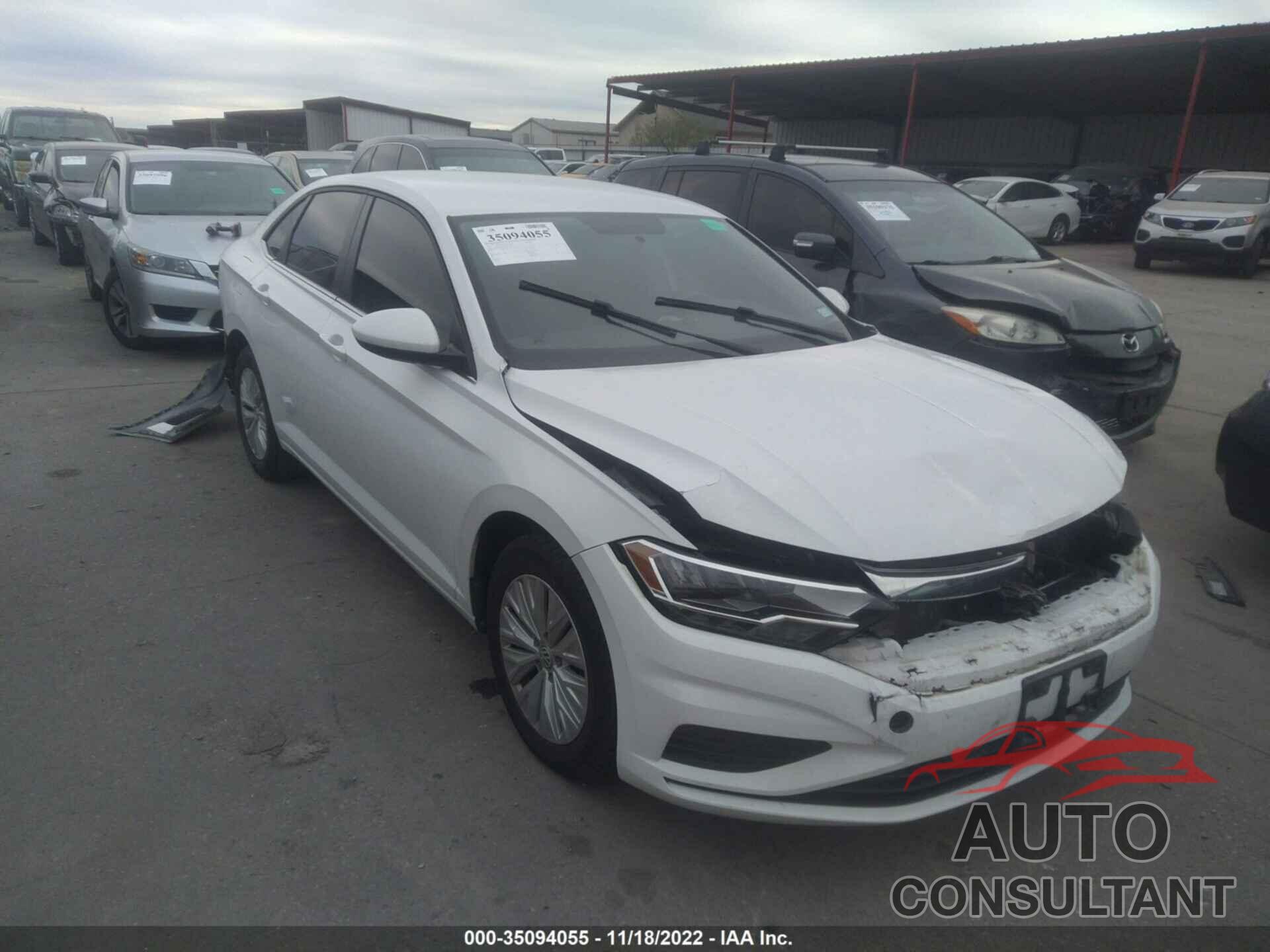 VOLKSWAGEN JETTA 2019 - 3VWC57BU5KM143384