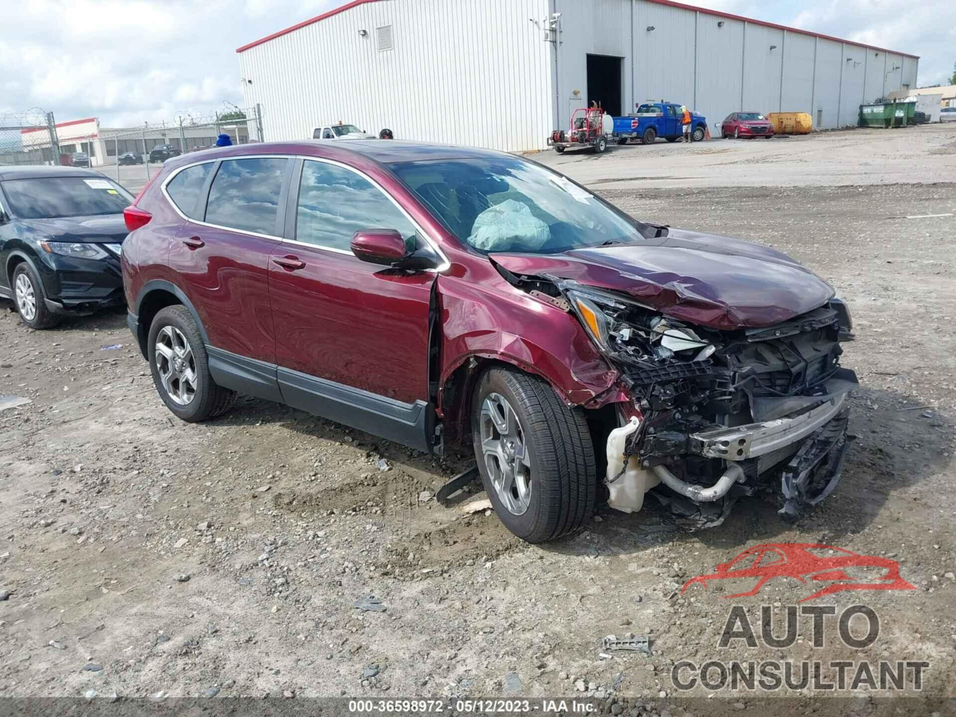 HONDA CR-V 2018 - 7FARW1H82JE011742