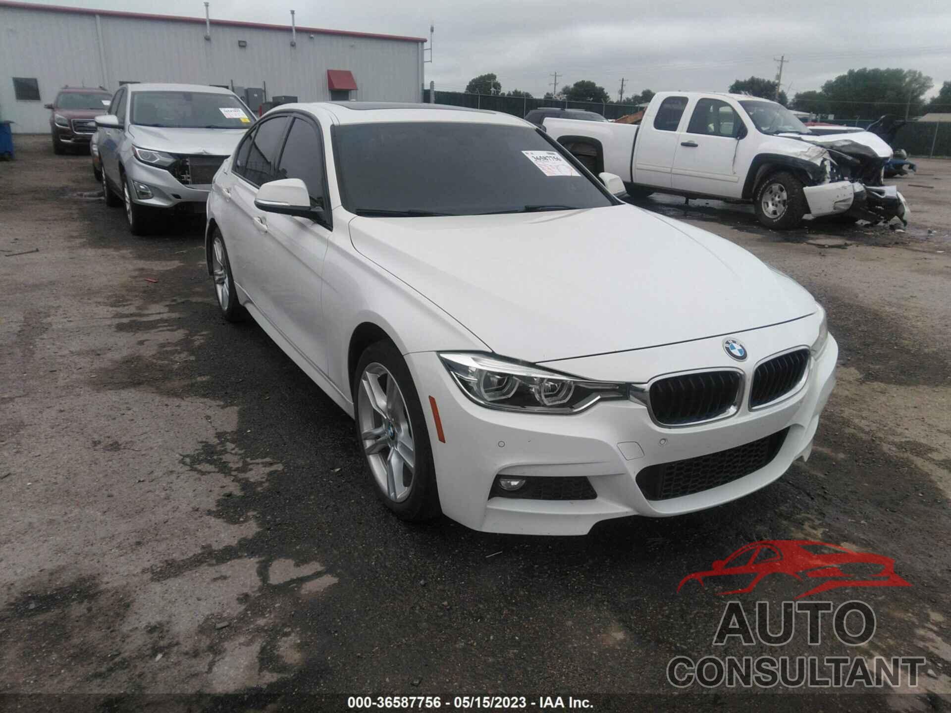BMW 3 SERIES 2017 - WBA8D9G52HNU60639