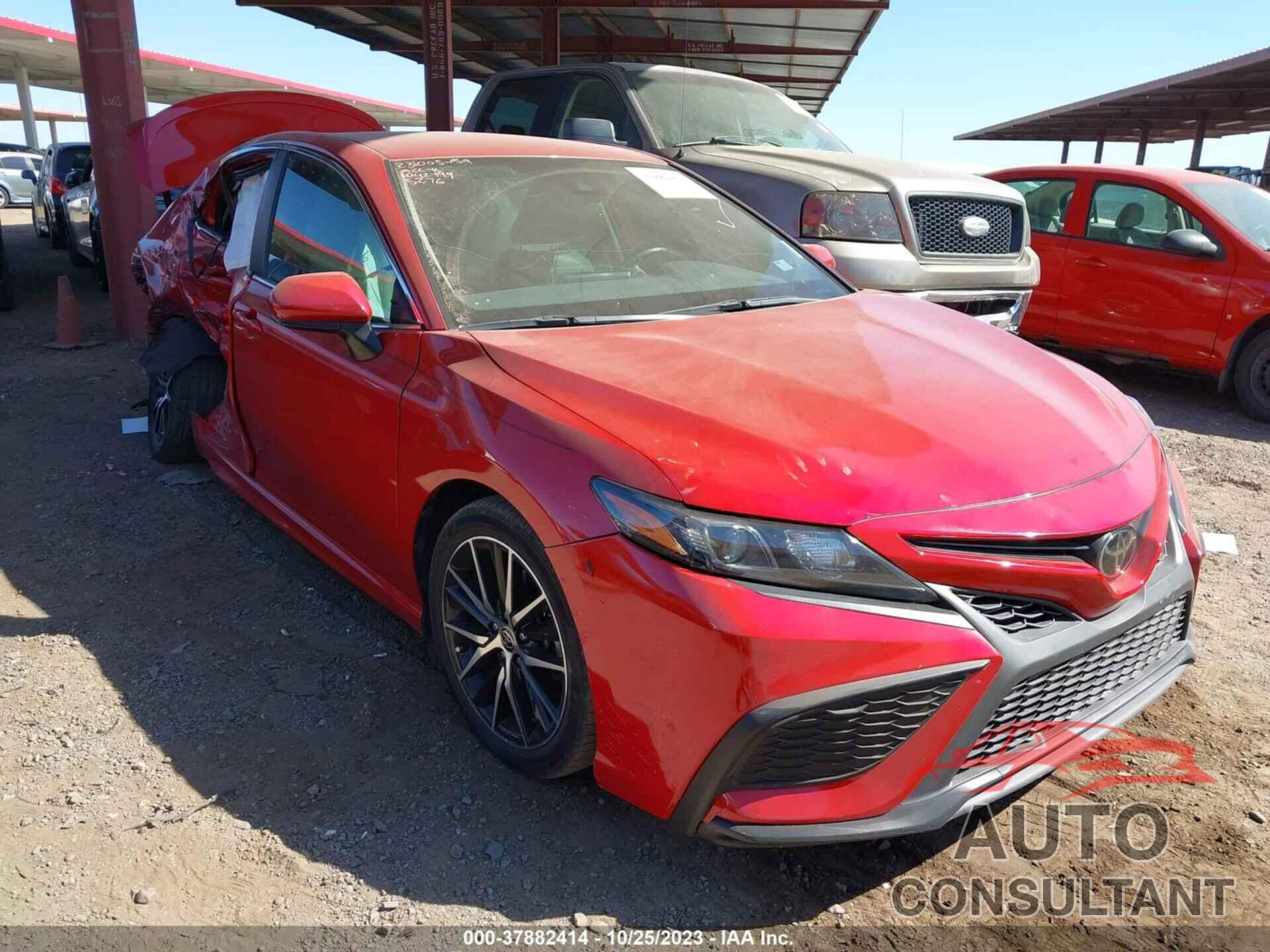 TOYOTA CAMRY 2021 - 4T1G11AK9MU495276