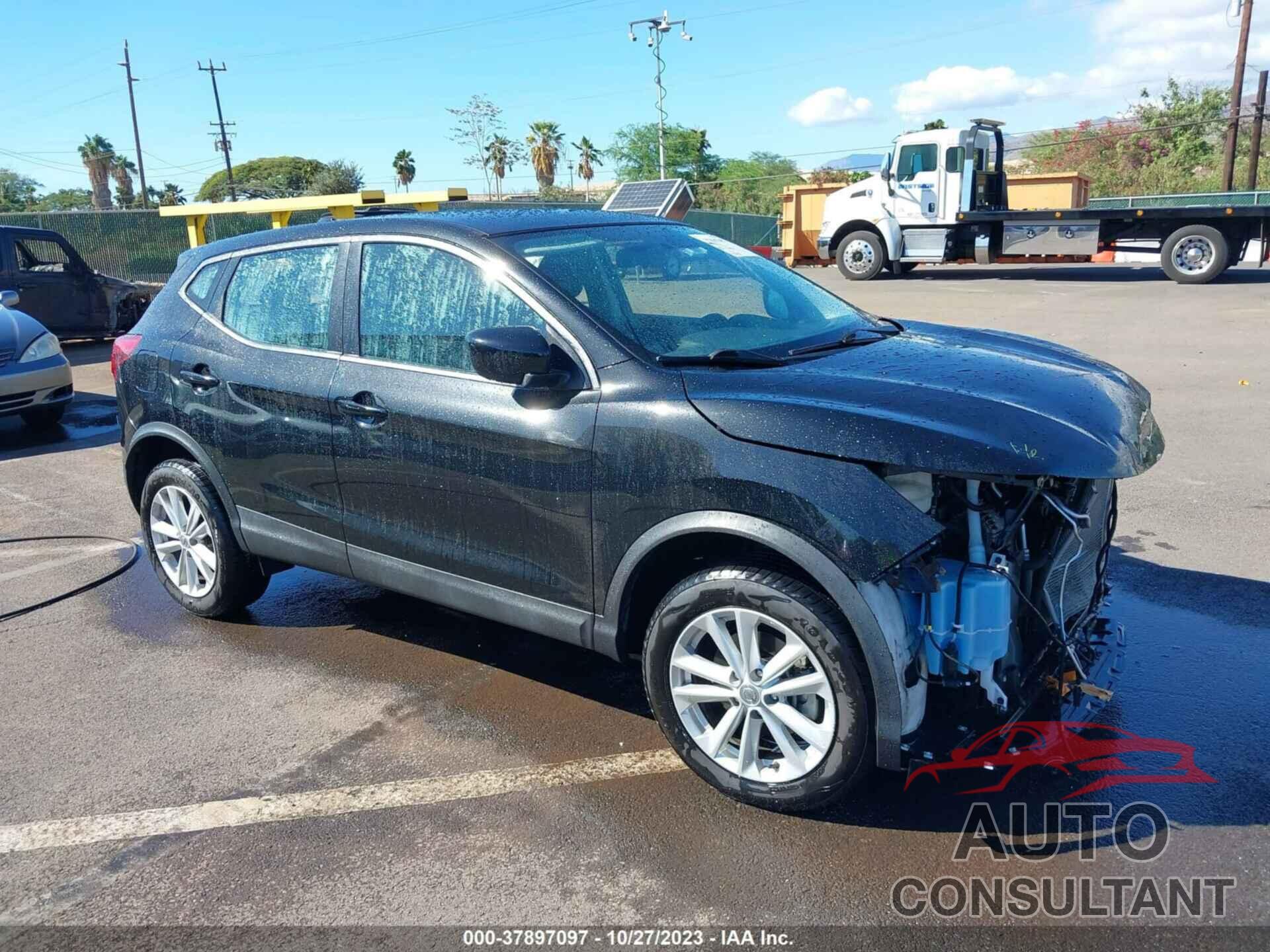 NISSAN ROGUE SPORT 2017 - JN1BJ1CP6HW036436