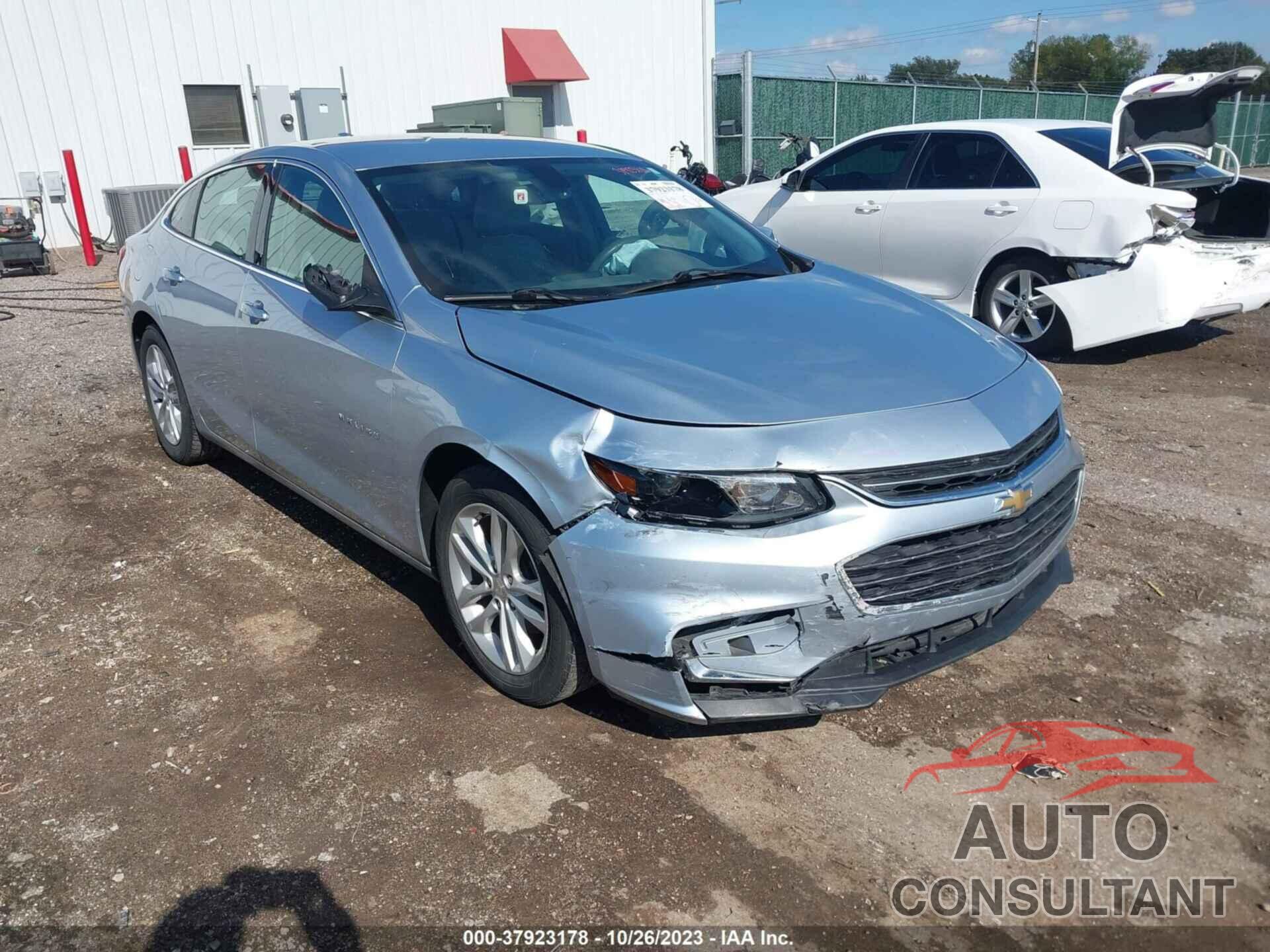 CHEVROLET MALIBU 2017 - 1G1ZE5ST1HF198344