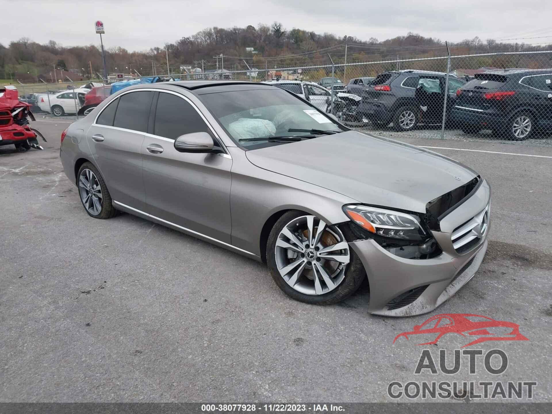 MERCEDES-BENZ C 300 2019 - 55SWF8EB6KU299644